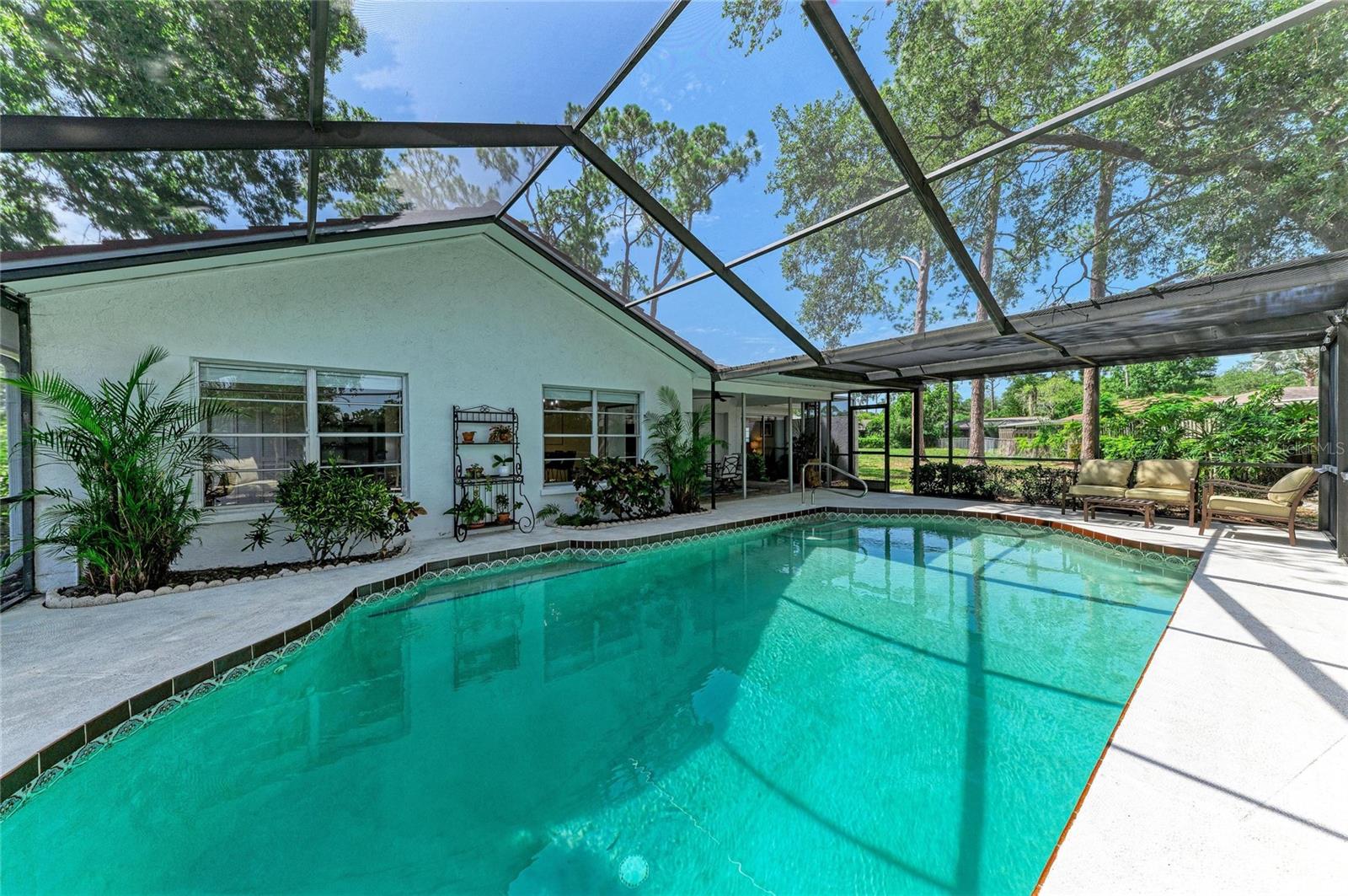 3980 Lemonwood Dr, Sarasota, FL 34232 — photo 17 of 100
