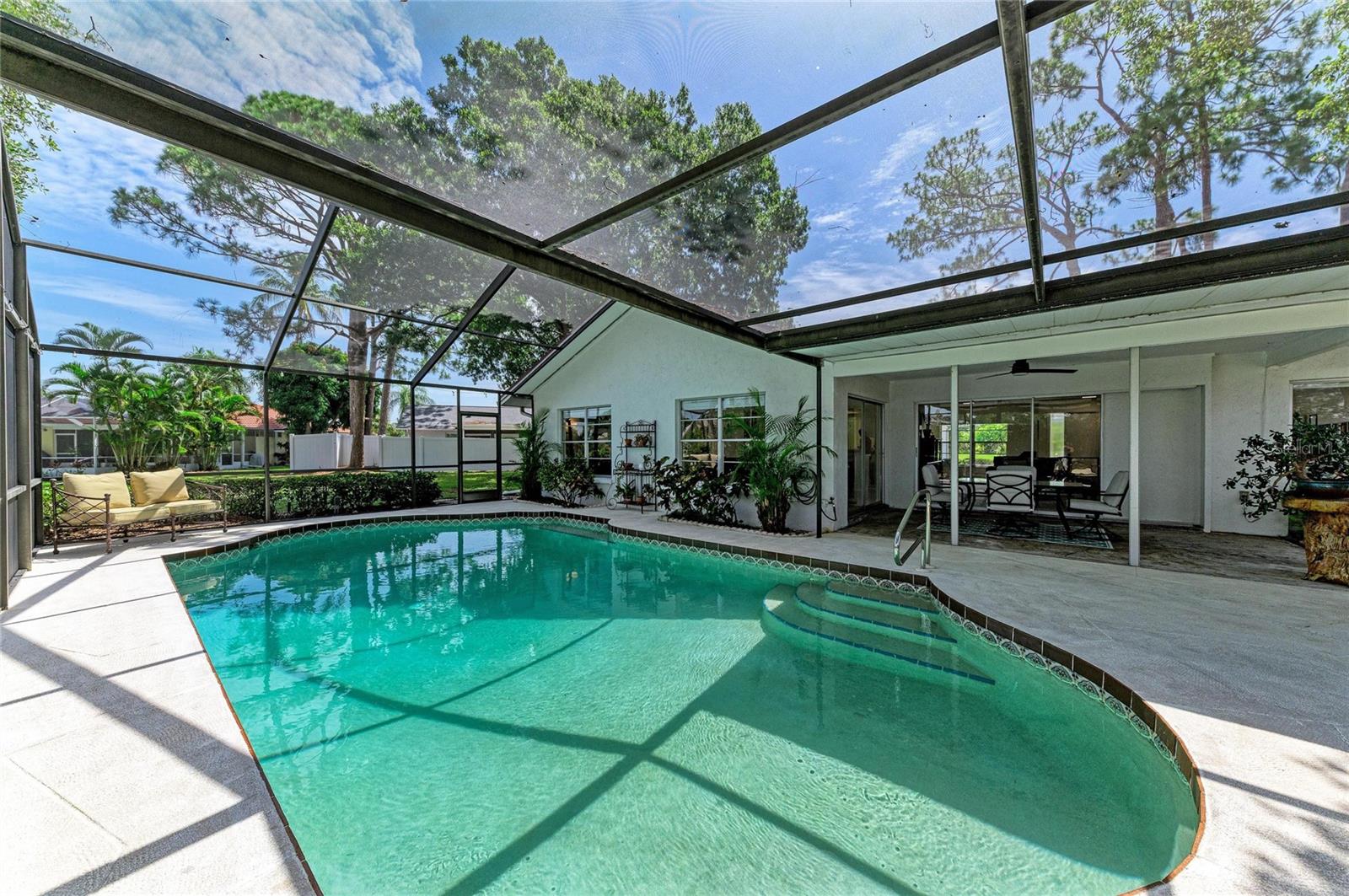 3980 Lemonwood Dr, Sarasota, FL 34232 — photo 18 of 100