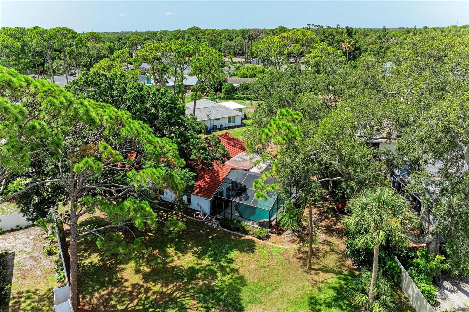 3980 Lemonwood Dr, Sarasota, FL 34232 — photo 20 of 100