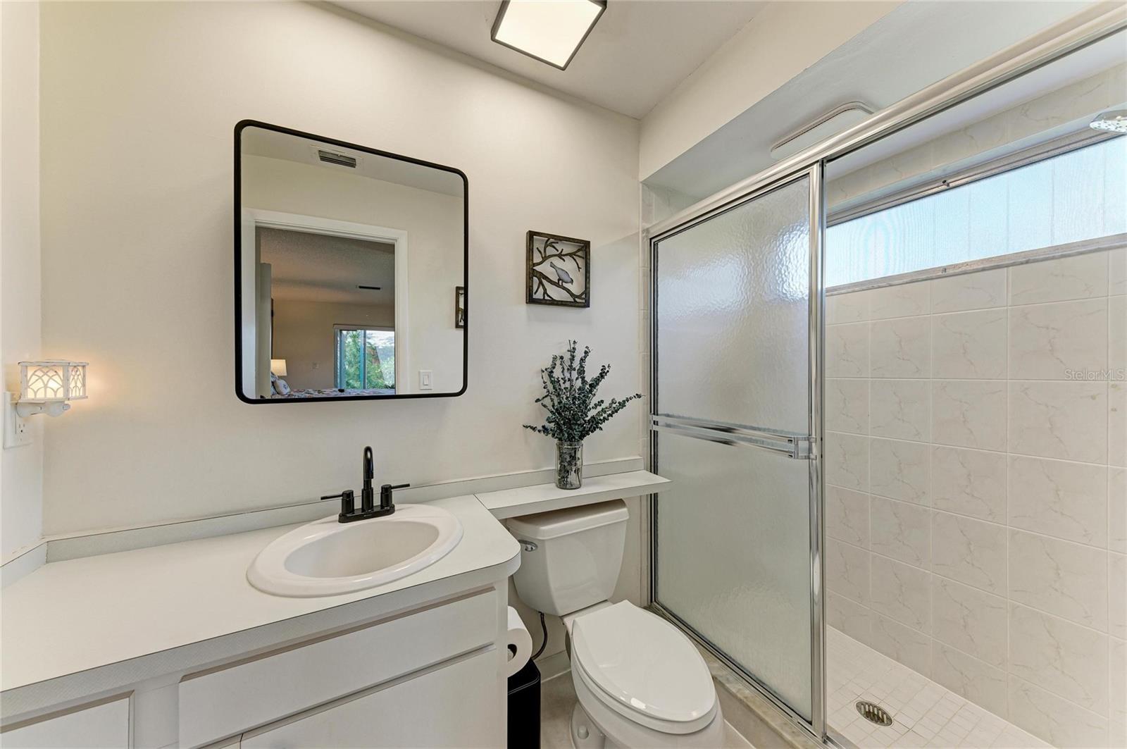3980 Lemonwood Dr, Sarasota, FL 34232 — photo 10 of 100