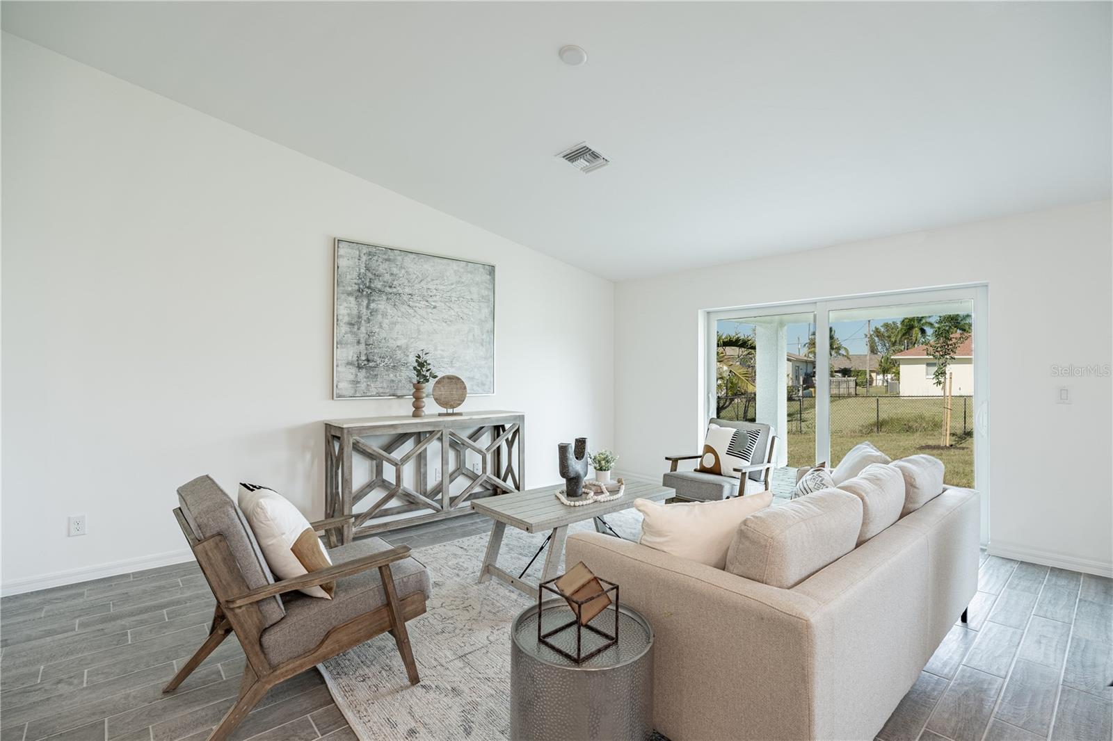 520 Sherbourne St, Port Charlotte, FL 33954 — photo 4 of 9