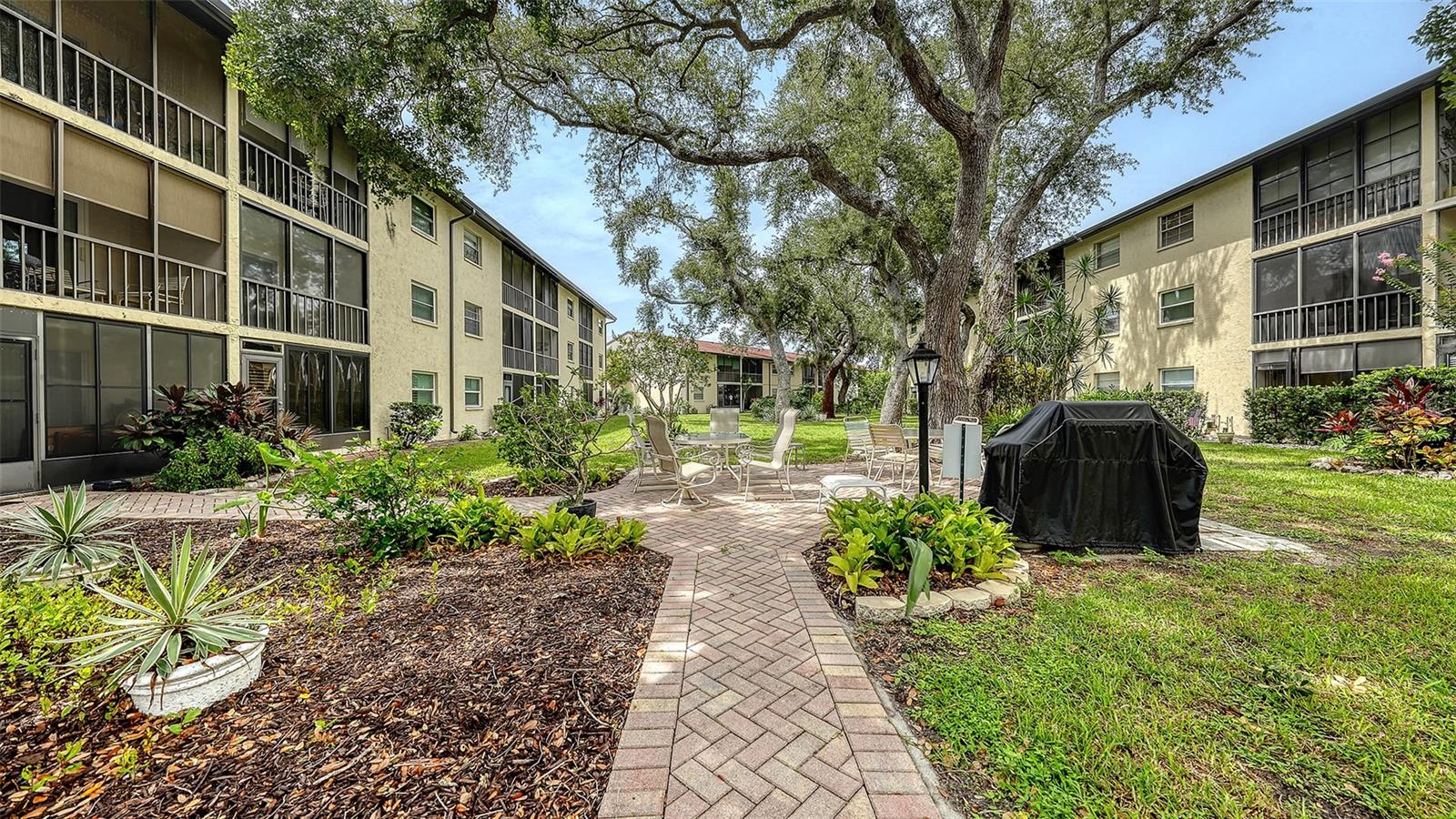 2260 Stickney Point Rd #324, Sarasota, FL 34231 — photo 27 of 29