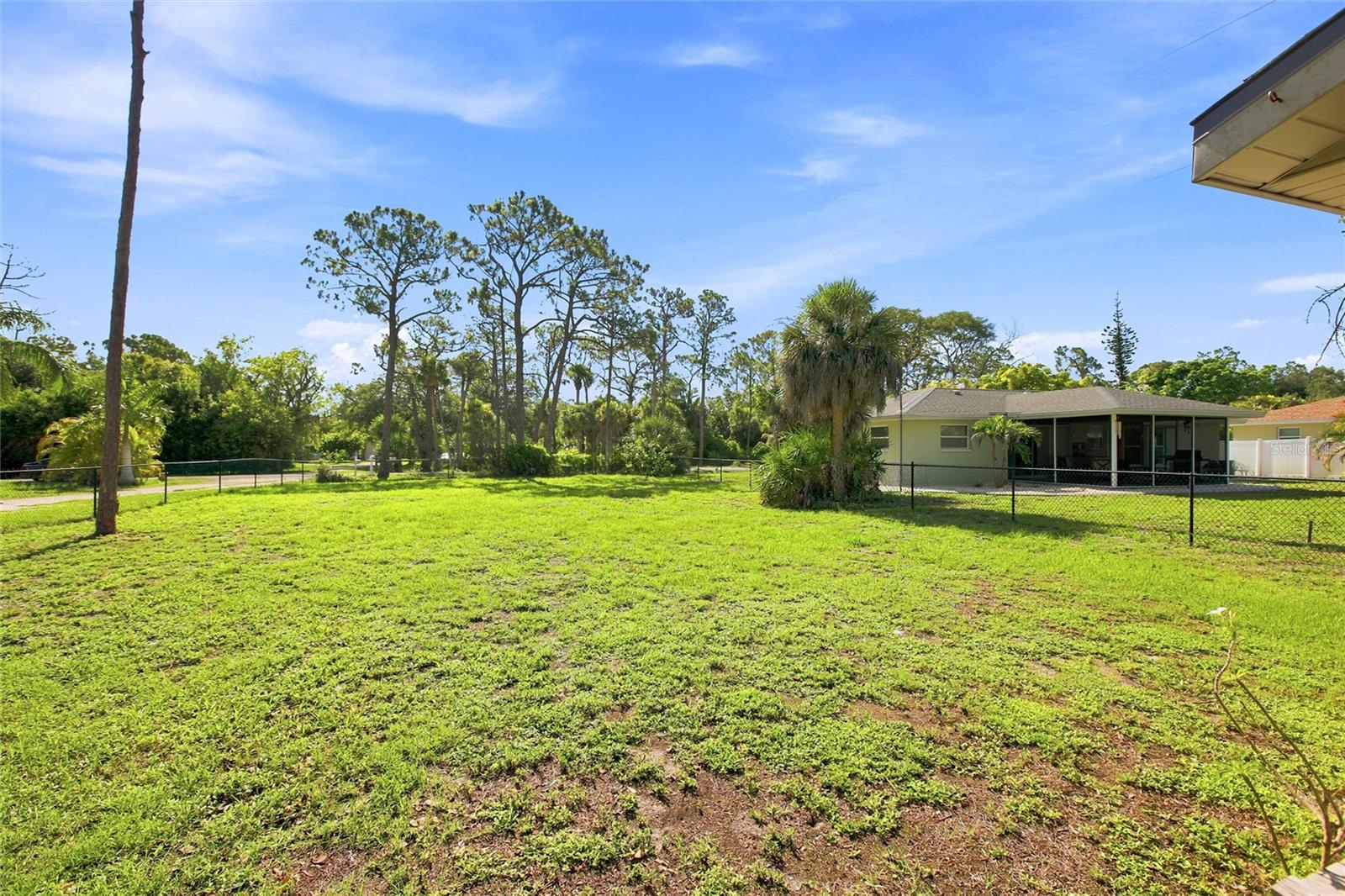 652 N Elm St, Englewood, FL 34223 — photo 37 of 49