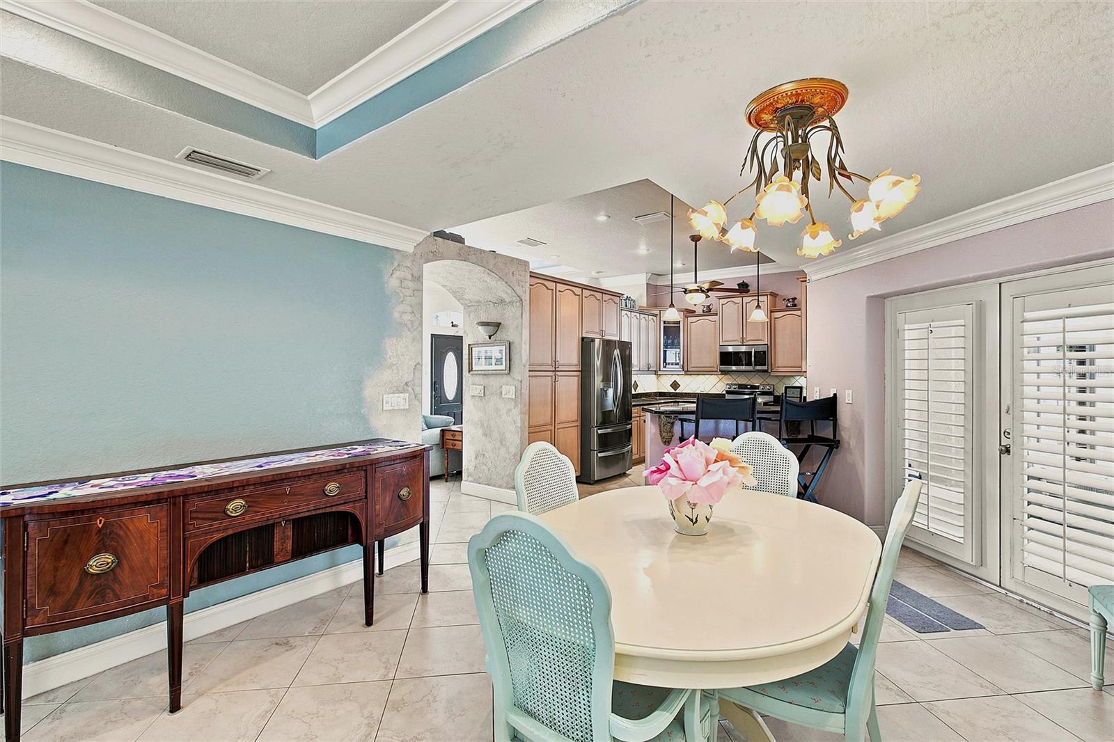 652 N Elm St, Englewood, FL 34223 — photo 10 of 49