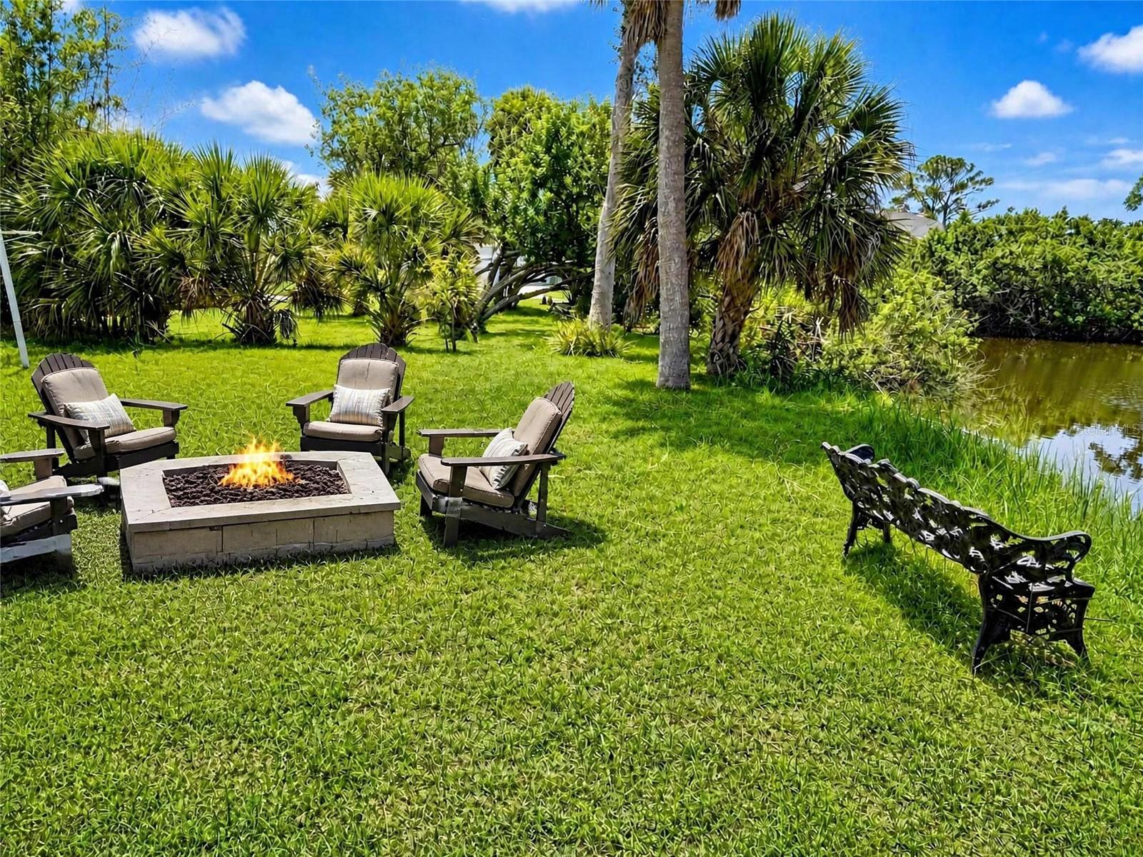 935 Linden Rd, Venice, FL 34293 — photo 16 of 19