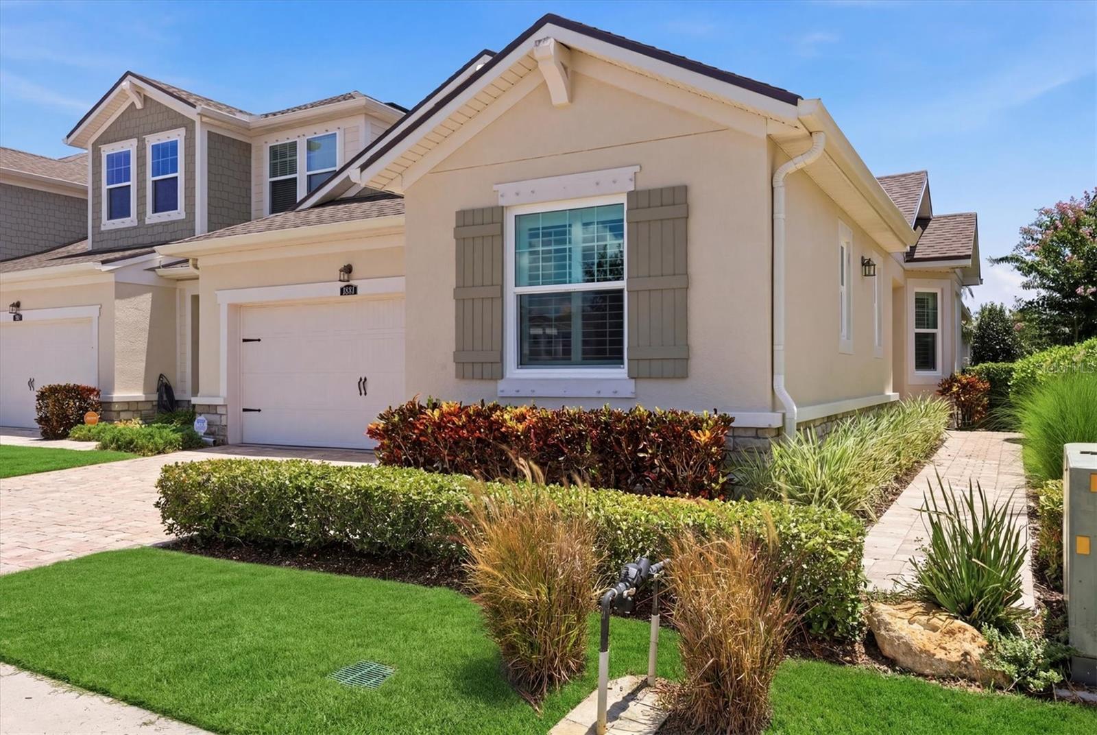 3681 Divot Ln, Sarasota, FL 34232 — photo 2 of 55