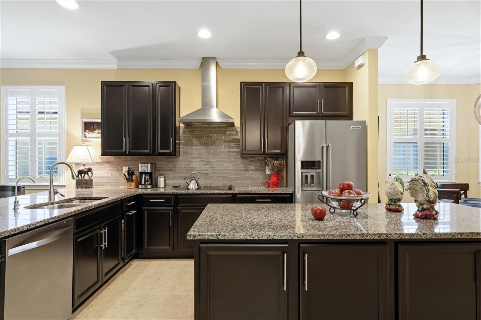 3681 Divot Ln, Sarasota, FL 34232 — photo 15 of 55