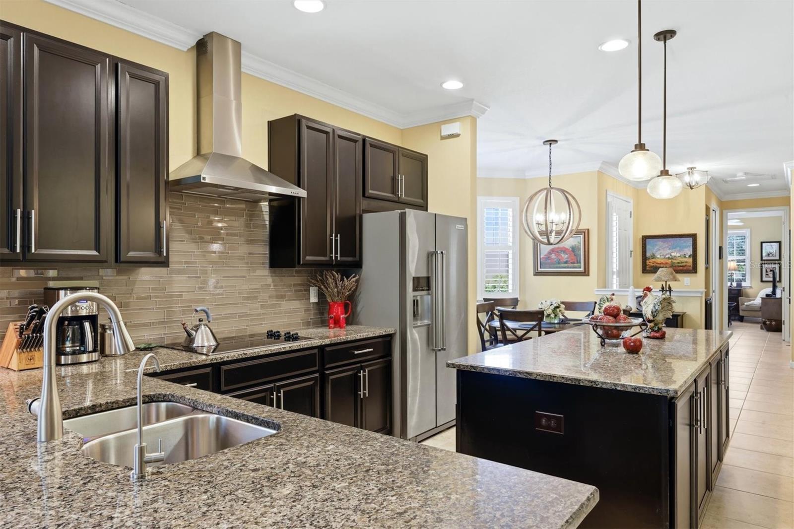 3681 Divot Ln, Sarasota, FL 34232 — photo 16 of 55