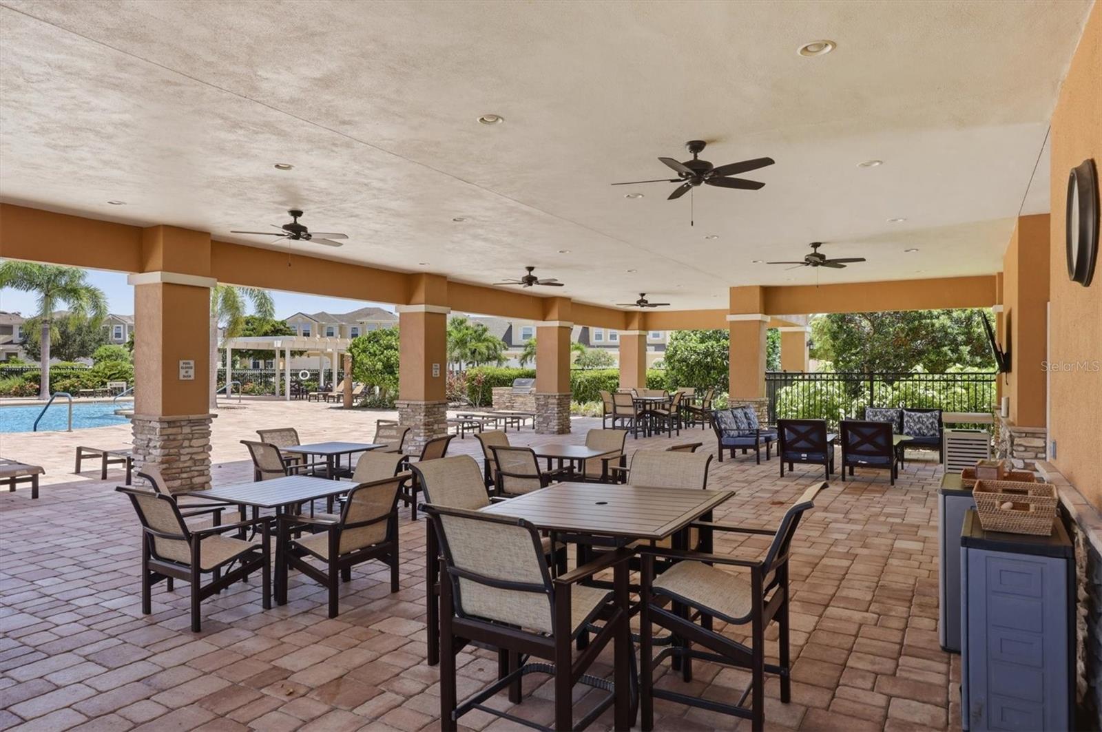 3681 Divot Ln, Sarasota, FL 34232 — photo 40 of 55