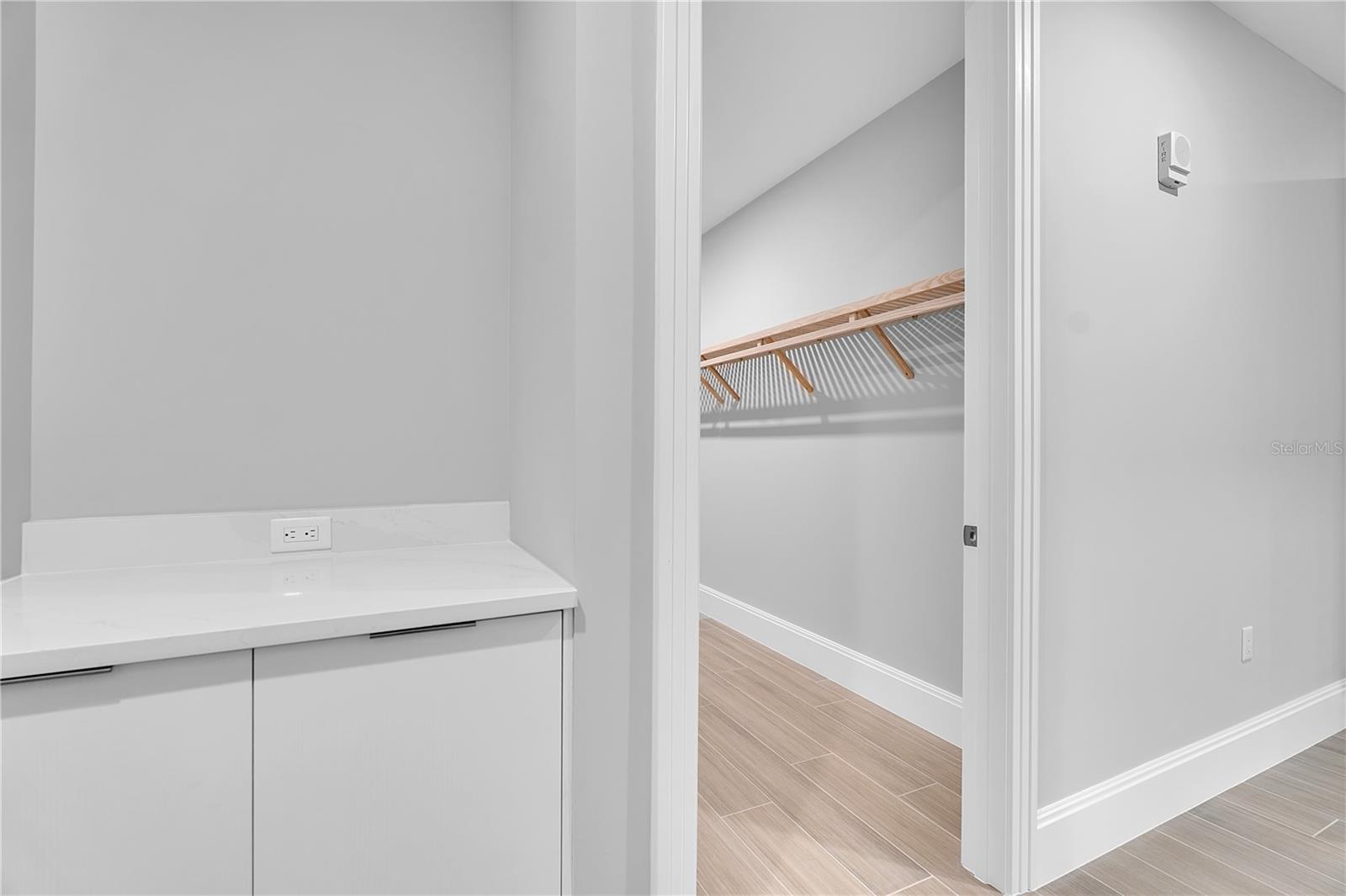 70 Avenida Veneccia #304, Sarasota, FL 34242 — photo 19 of 48