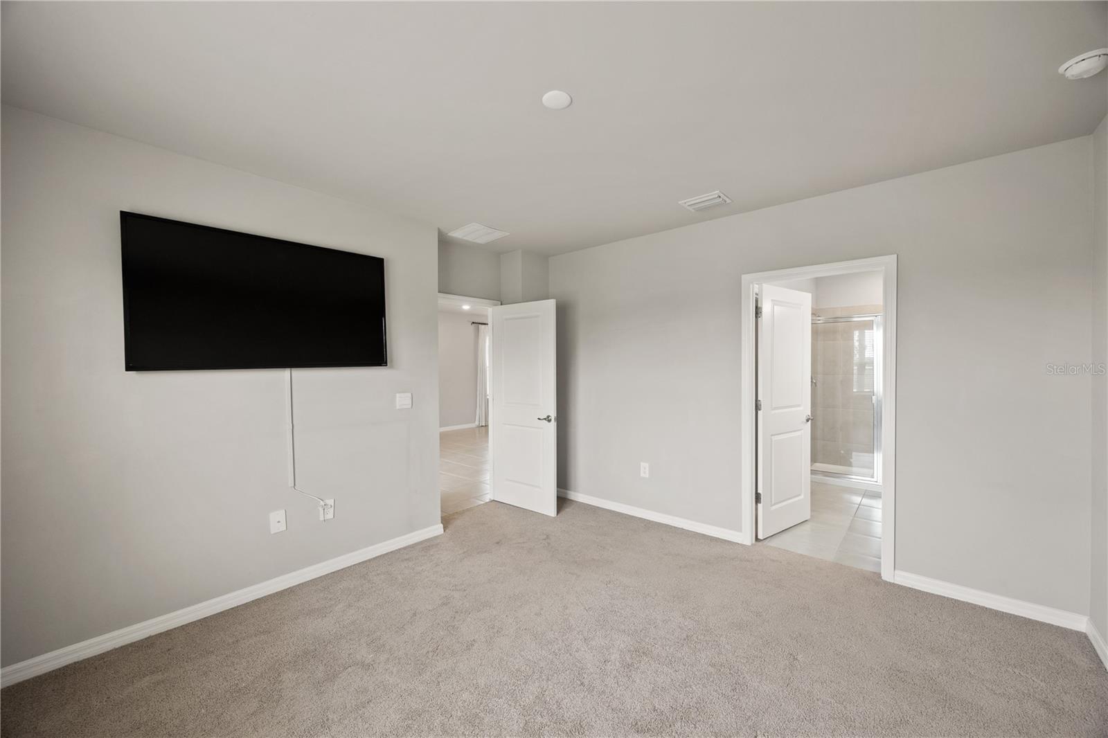main bedroom suite