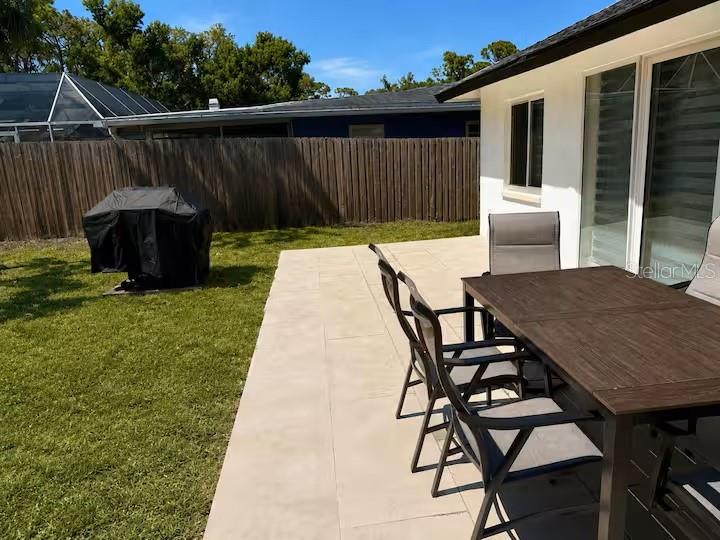 4760 Camphor Ave, Sarasota, FL 34231 — photo 10 of 15