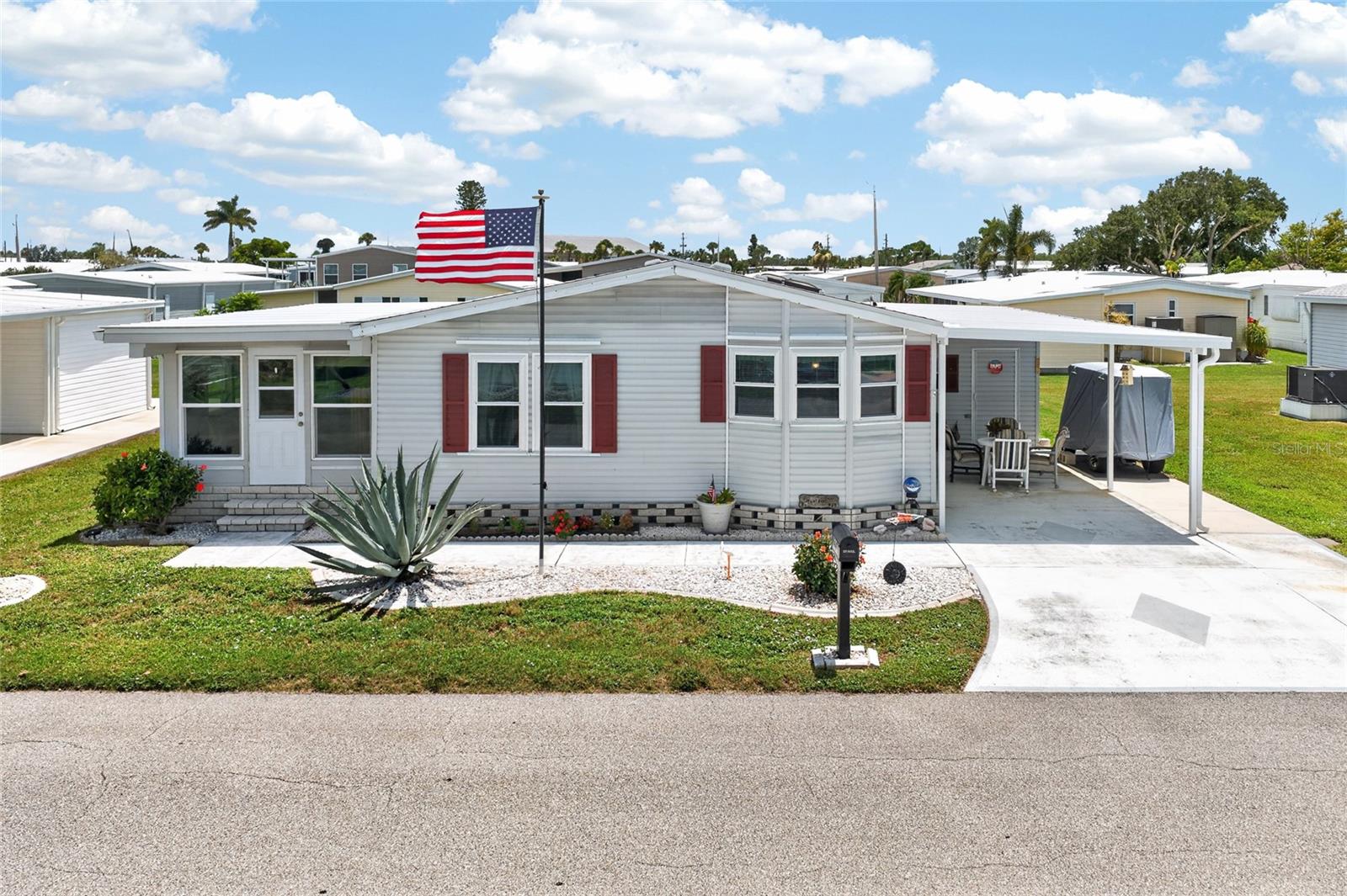 644 Schooner St, North Port, FL 34287 — photo 37 of 44