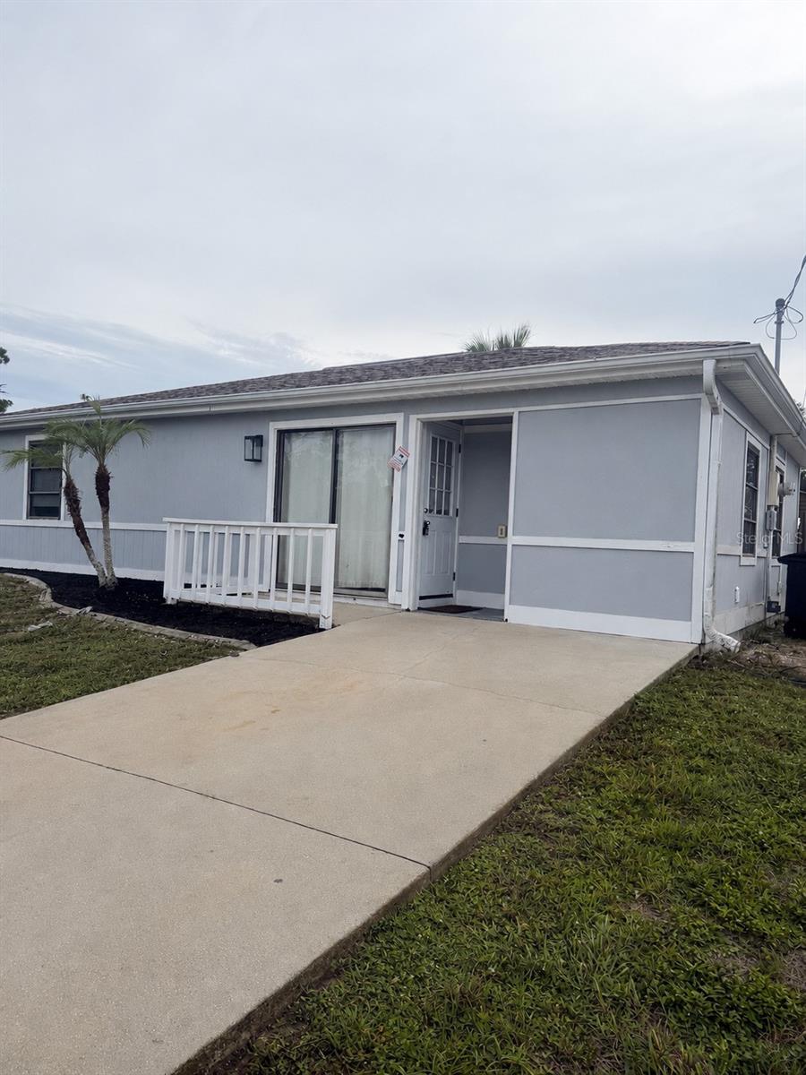 11748 Oceanspray Blvd, Englewood, FL 34224 — photo 1 of 21