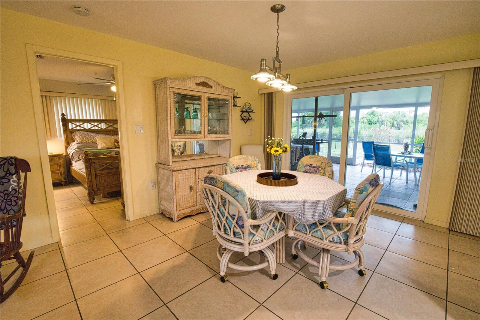 Formal dining room