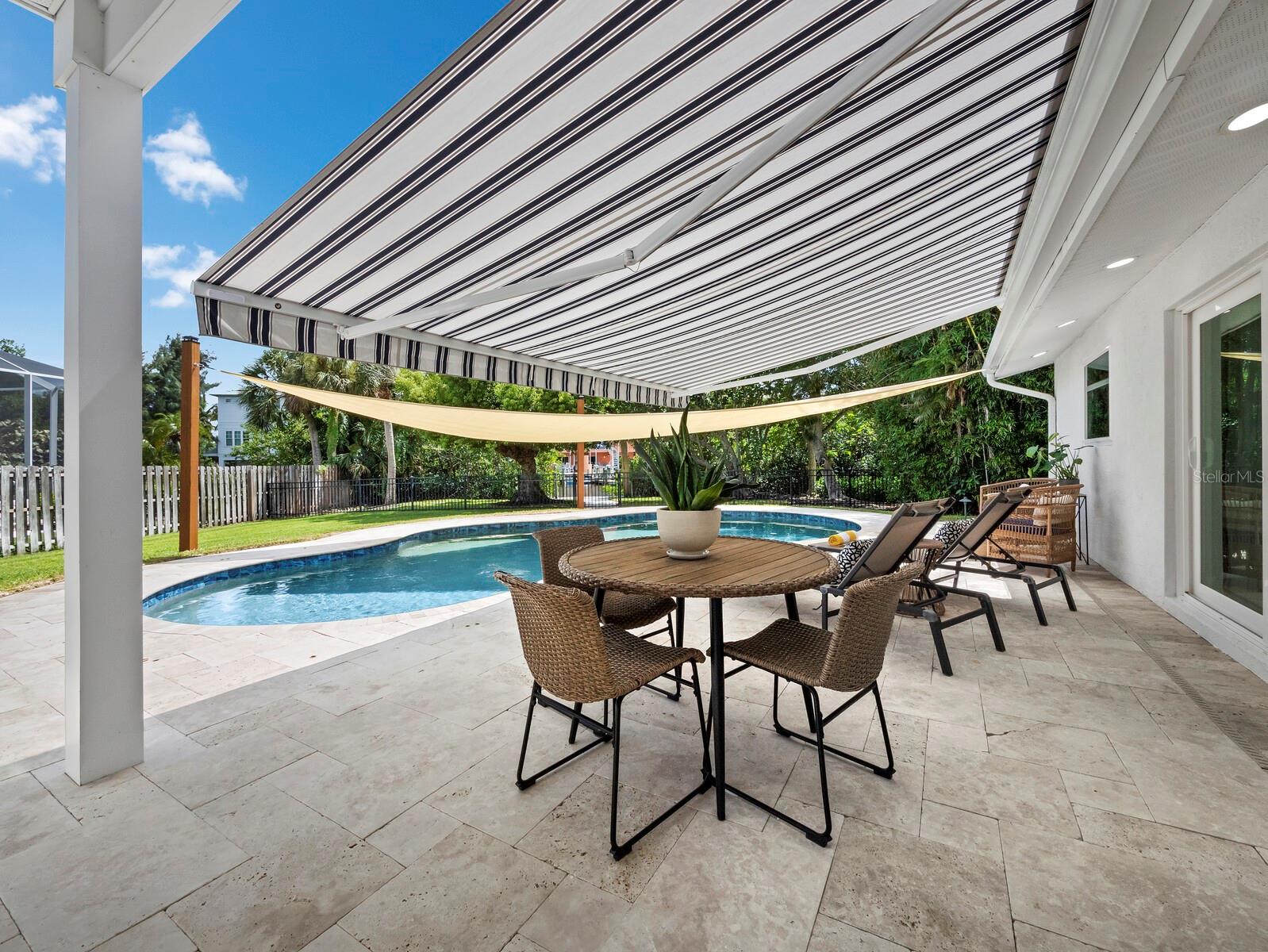 430 Island Cir, Sarasota, FL 34242 — photo 19 of 61