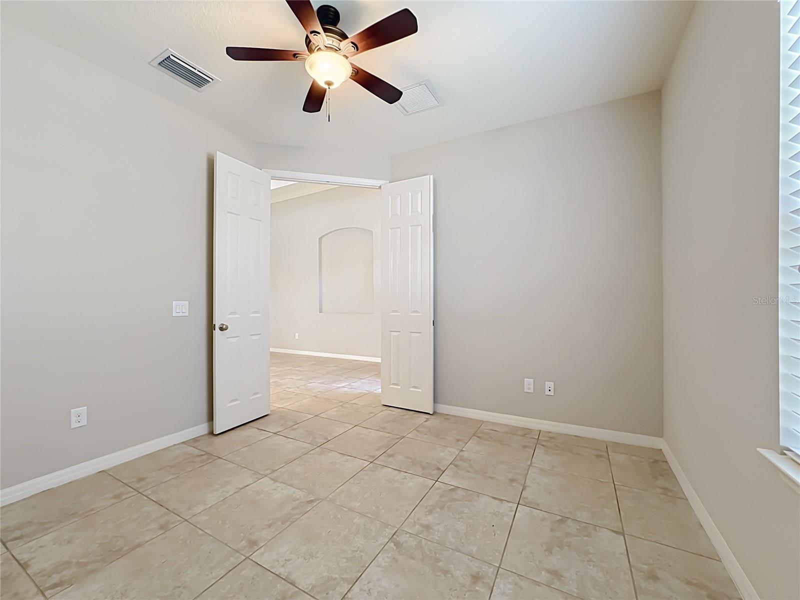 5766 Maypop Cir, Sarasota, FL 34238 — photo 13 of 60