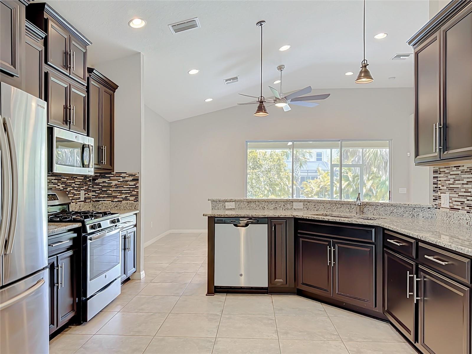 5766 Maypop Cir, Sarasota, FL 34238 — photo 21 of 60