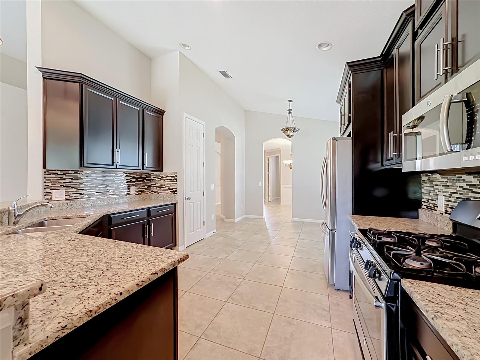 5766 Maypop Cir, Sarasota, FL 34238 — photo 24 of 60