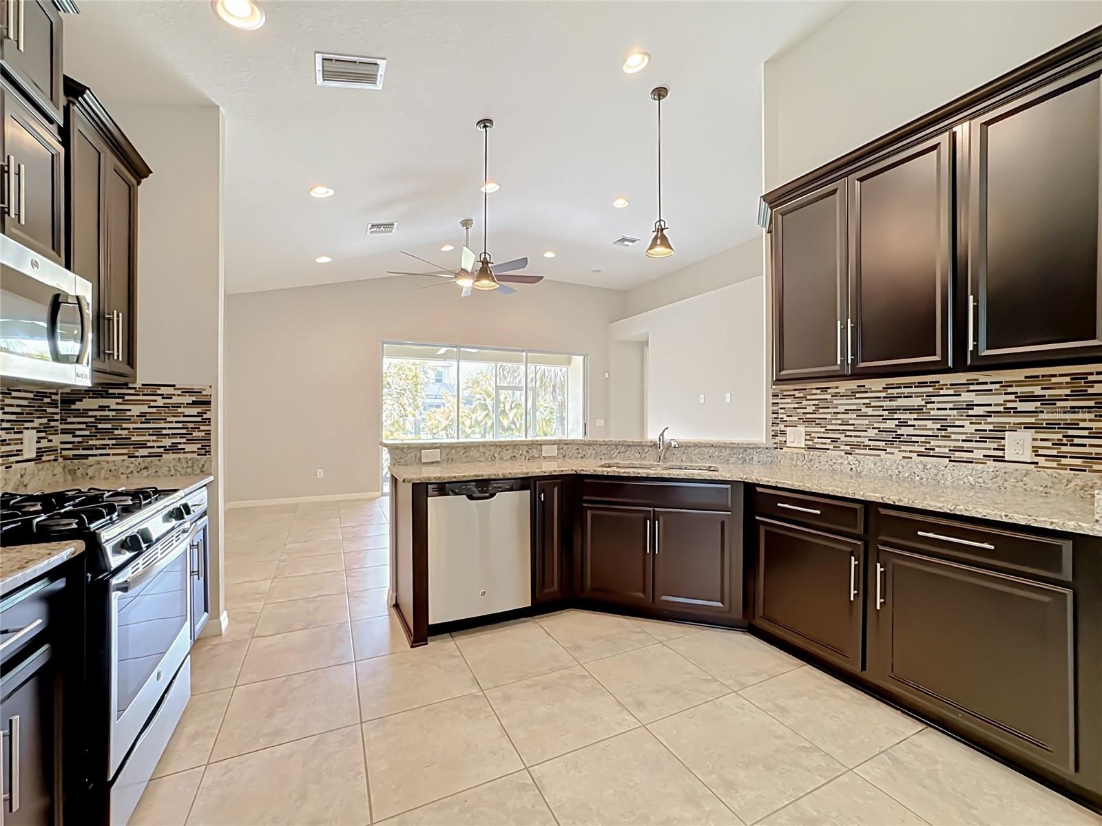 5766 Maypop Cir, Sarasota, FL 34238 — photo 29 of 60