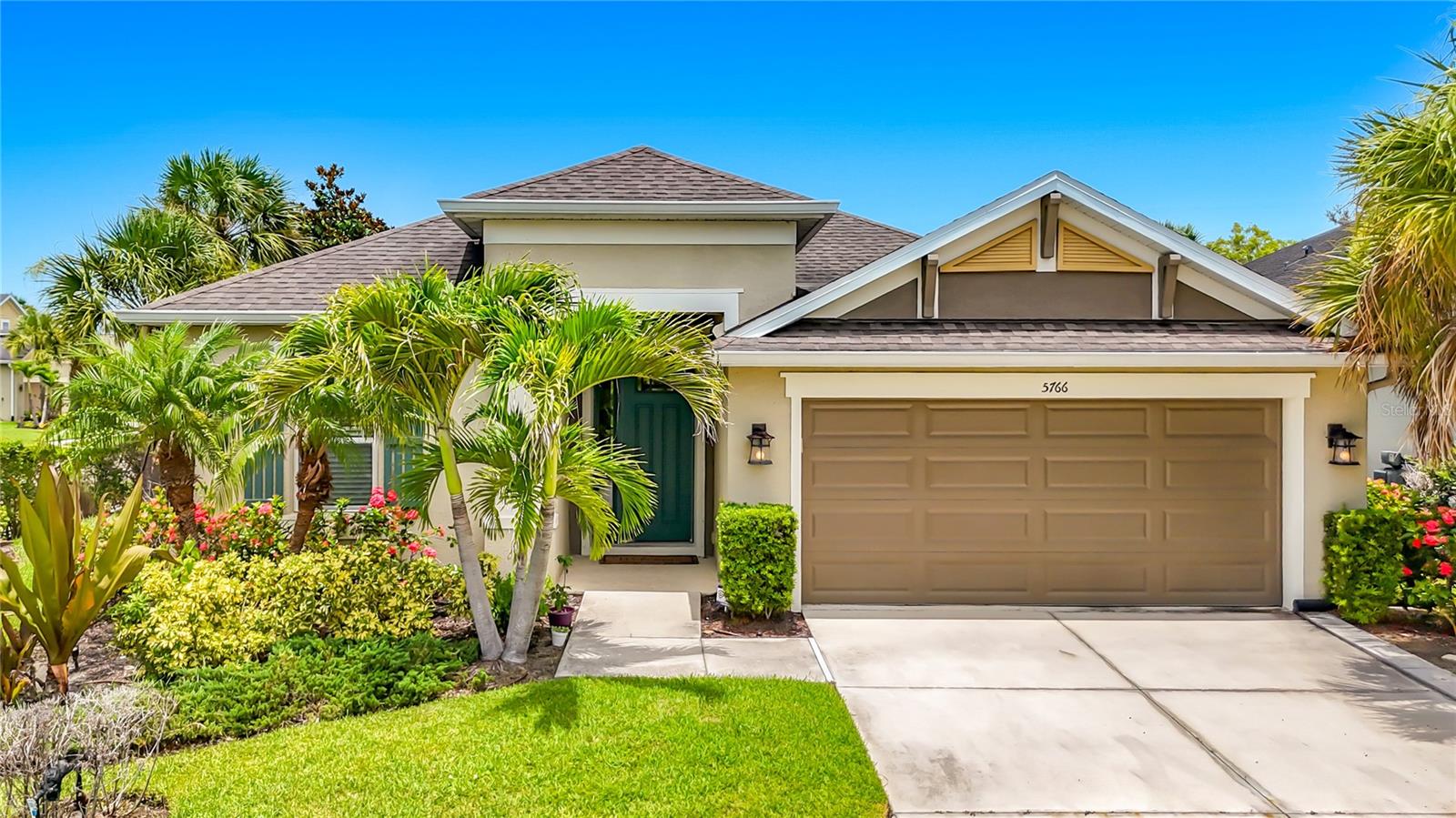 5766 Maypop Cir, Sarasota, FL 34238 — photo 8 of 60