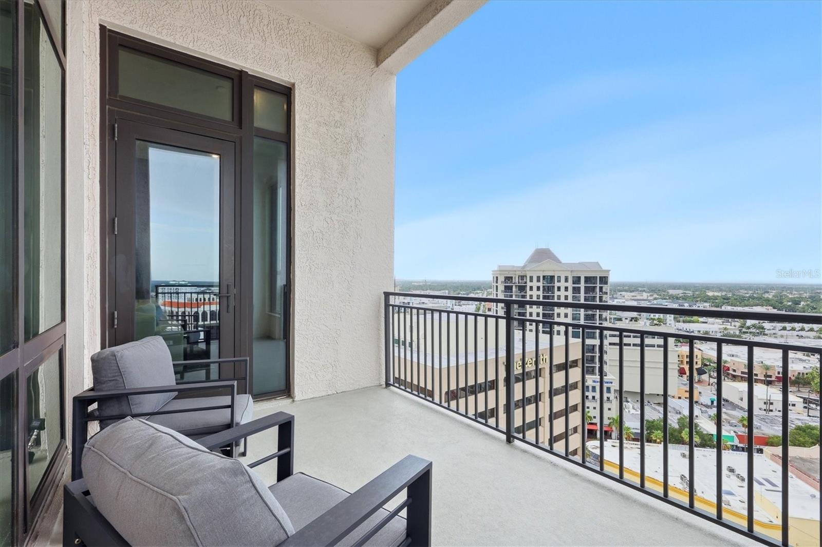 33 S Palm Ave #1503, Sarasota, FL 34236 — photo 39 of 55