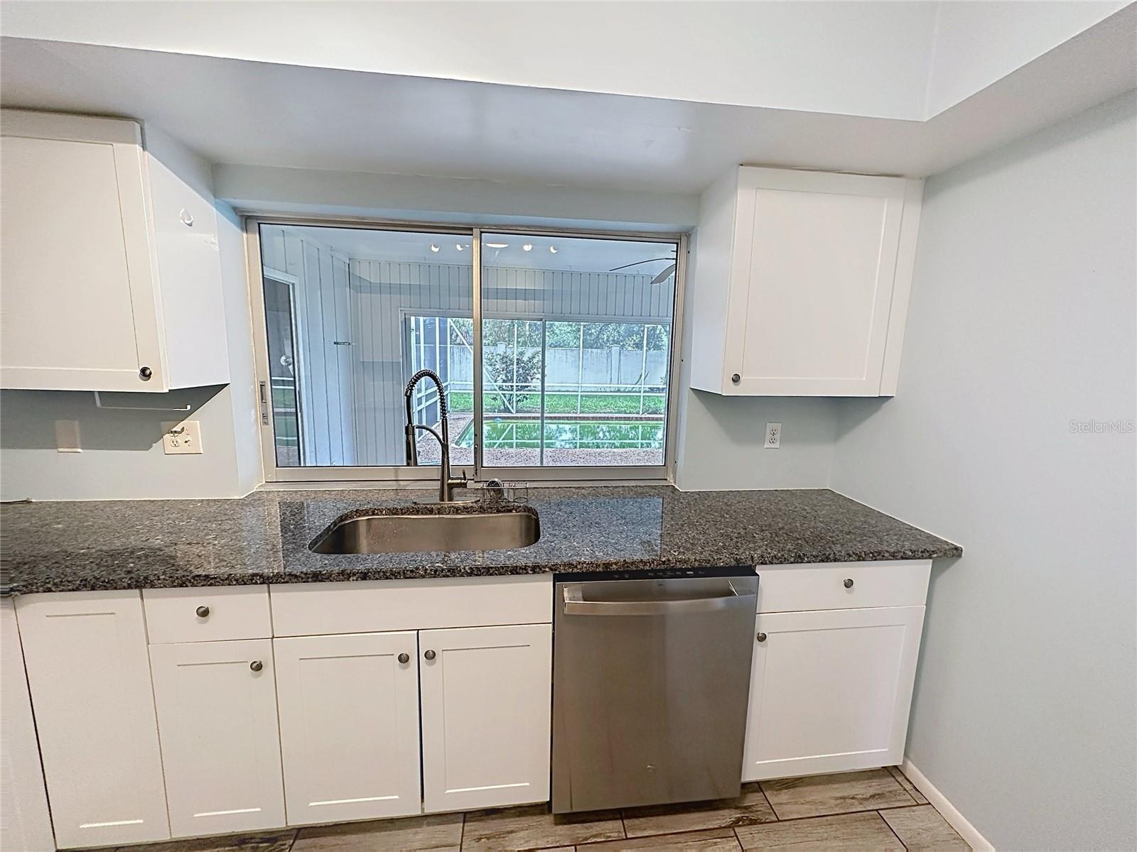 1093 N Cypress Point Dr, Venice, FL 34293 — photo 11 of 33