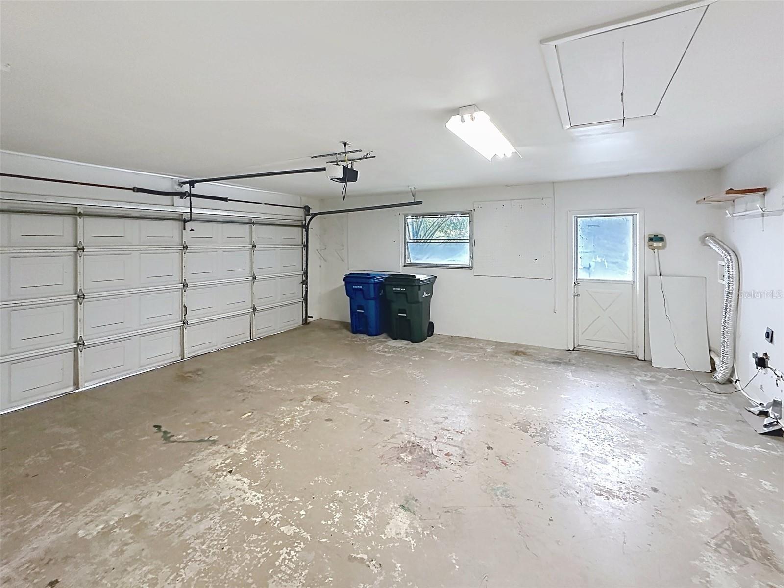 1093 N Cypress Point Dr, Venice, FL 34293 — photo 25 of 33