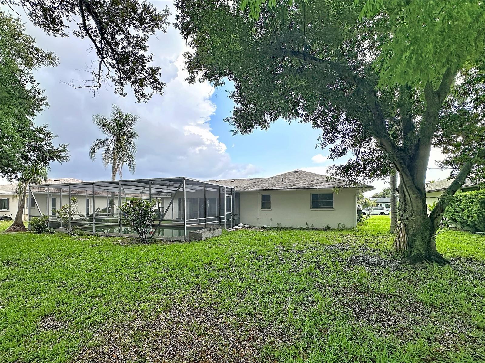 1093 N Cypress Point Dr, Venice, FL 34293 — photo 32 of 33