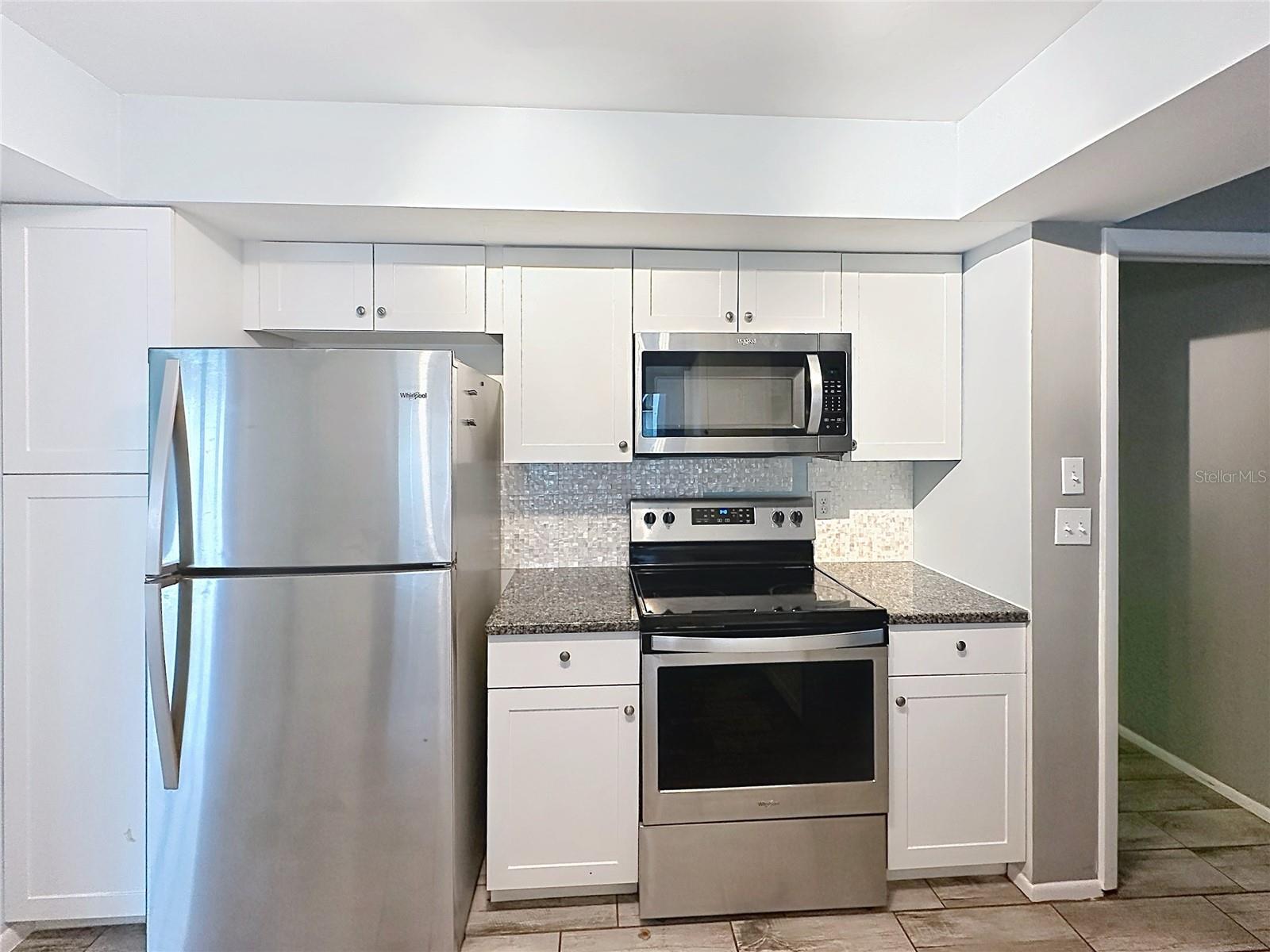 1093 N Cypress Point Dr, Venice, FL 34293 — photo 10 of 33