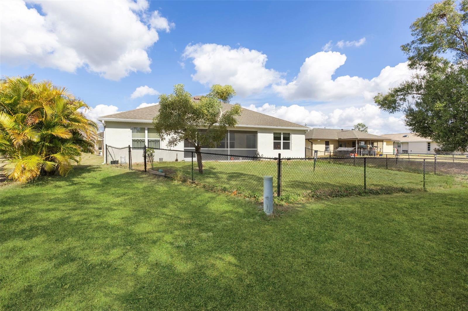 25099 Bolivar Dr, Punta Gorda, FL 33983 — photo 3 of 27