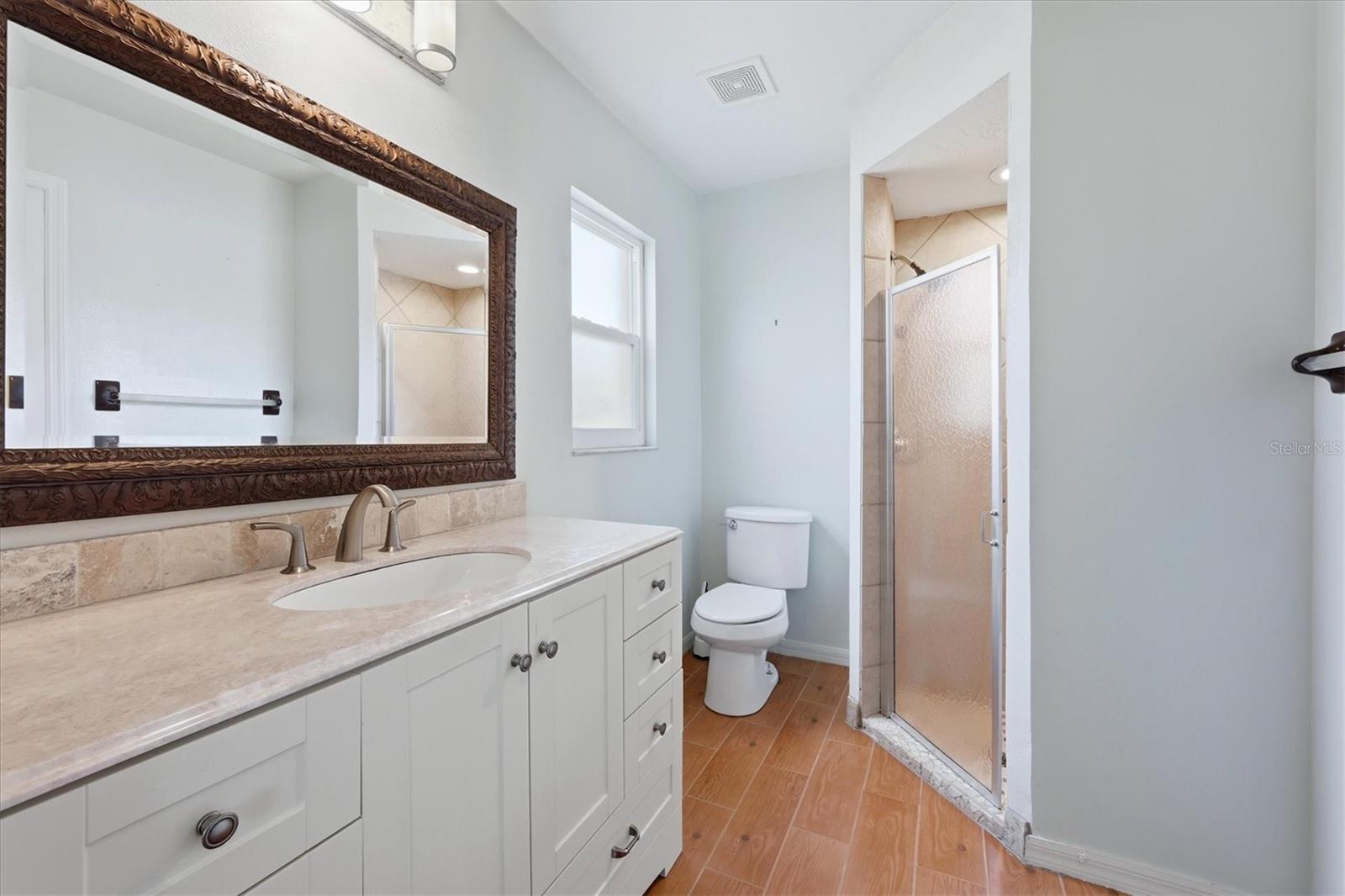 Primary En-Suite Bathroom