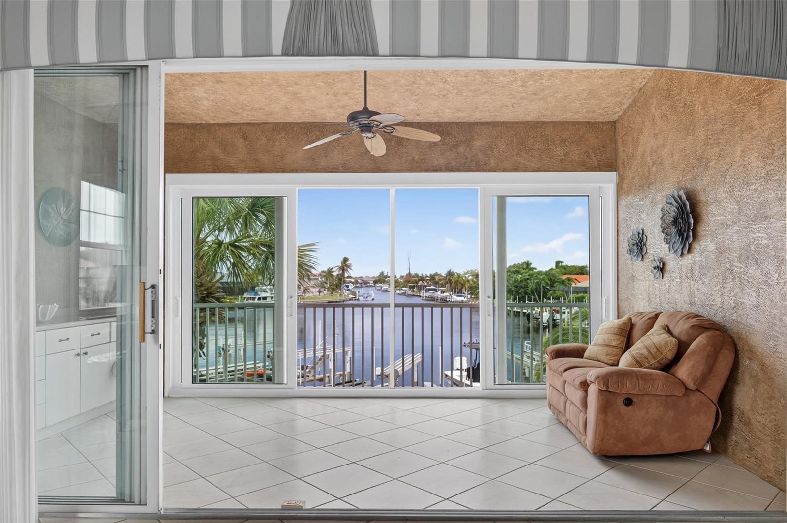 2590 Tarpon Cove Dr #821, Punta Gorda, FL 33950 — photo 19 of 53