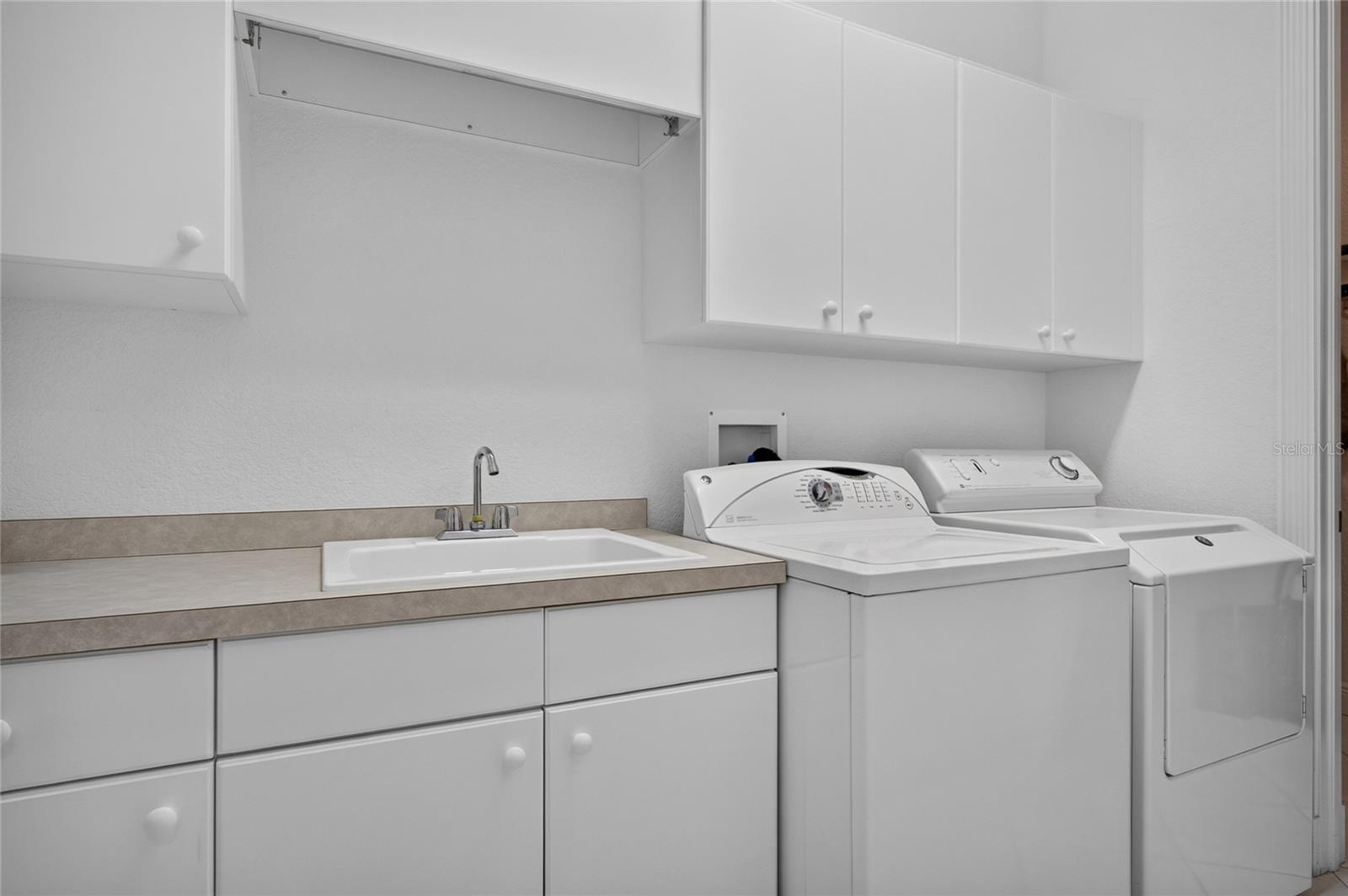 2590 Tarpon Cove Dr #821, Punta Gorda, FL 33950 — photo 35 of 53
