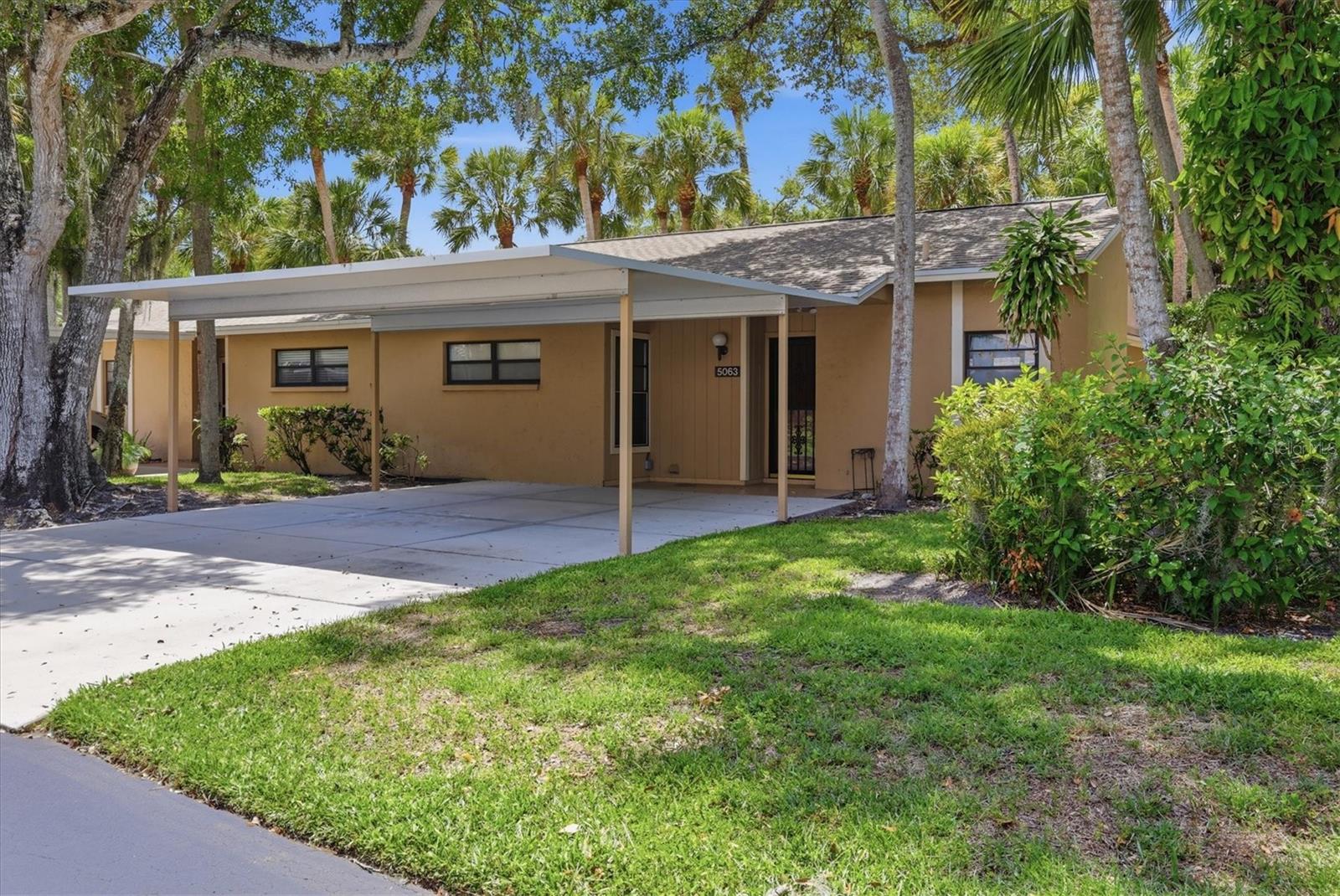 5063 Village Gardens Dr #9, Sarasota, FL 34234 — photo 2 of 40
