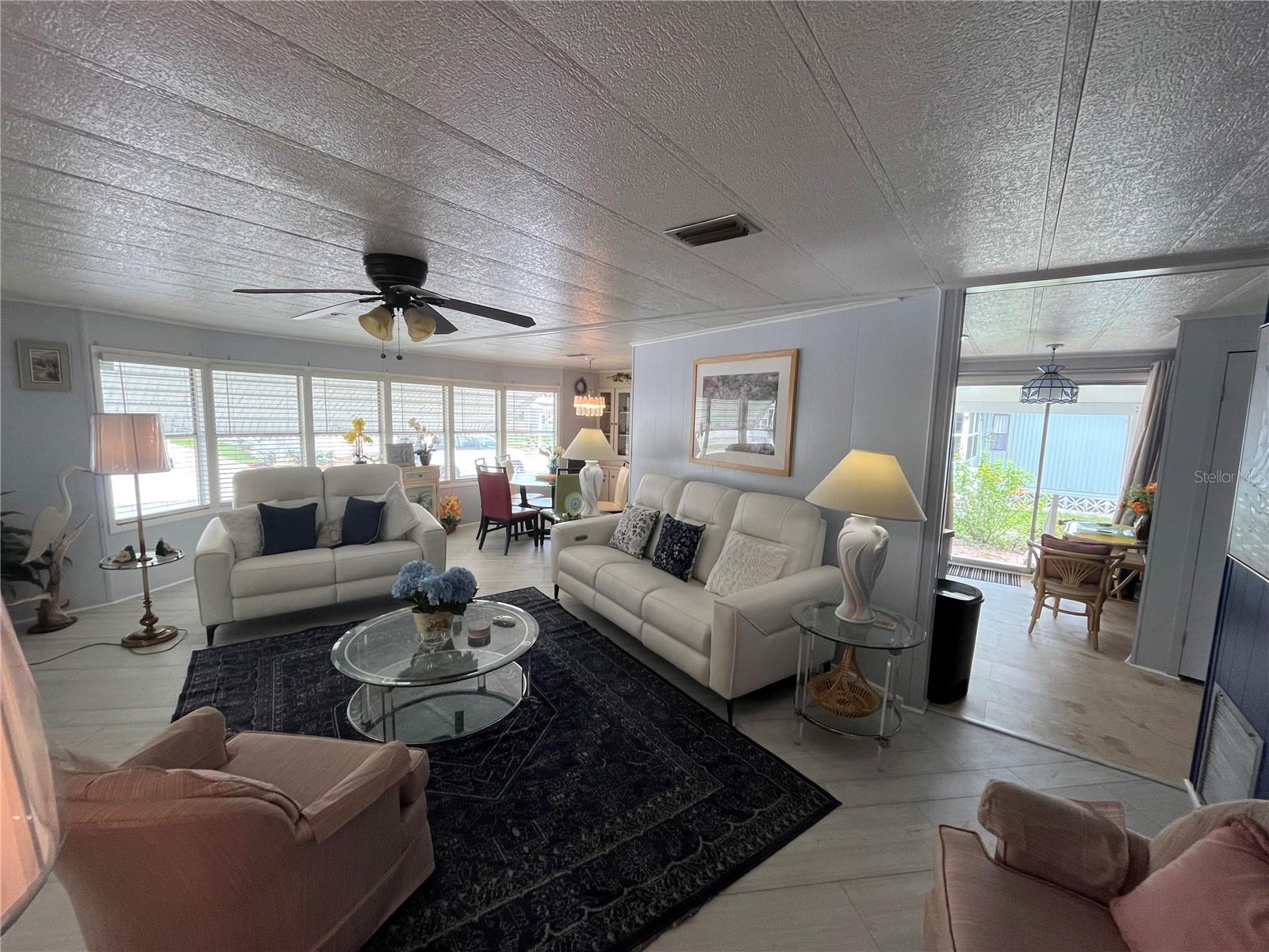900 Jolanda Cir, Venice, FL 34285 — photo 8 of 46