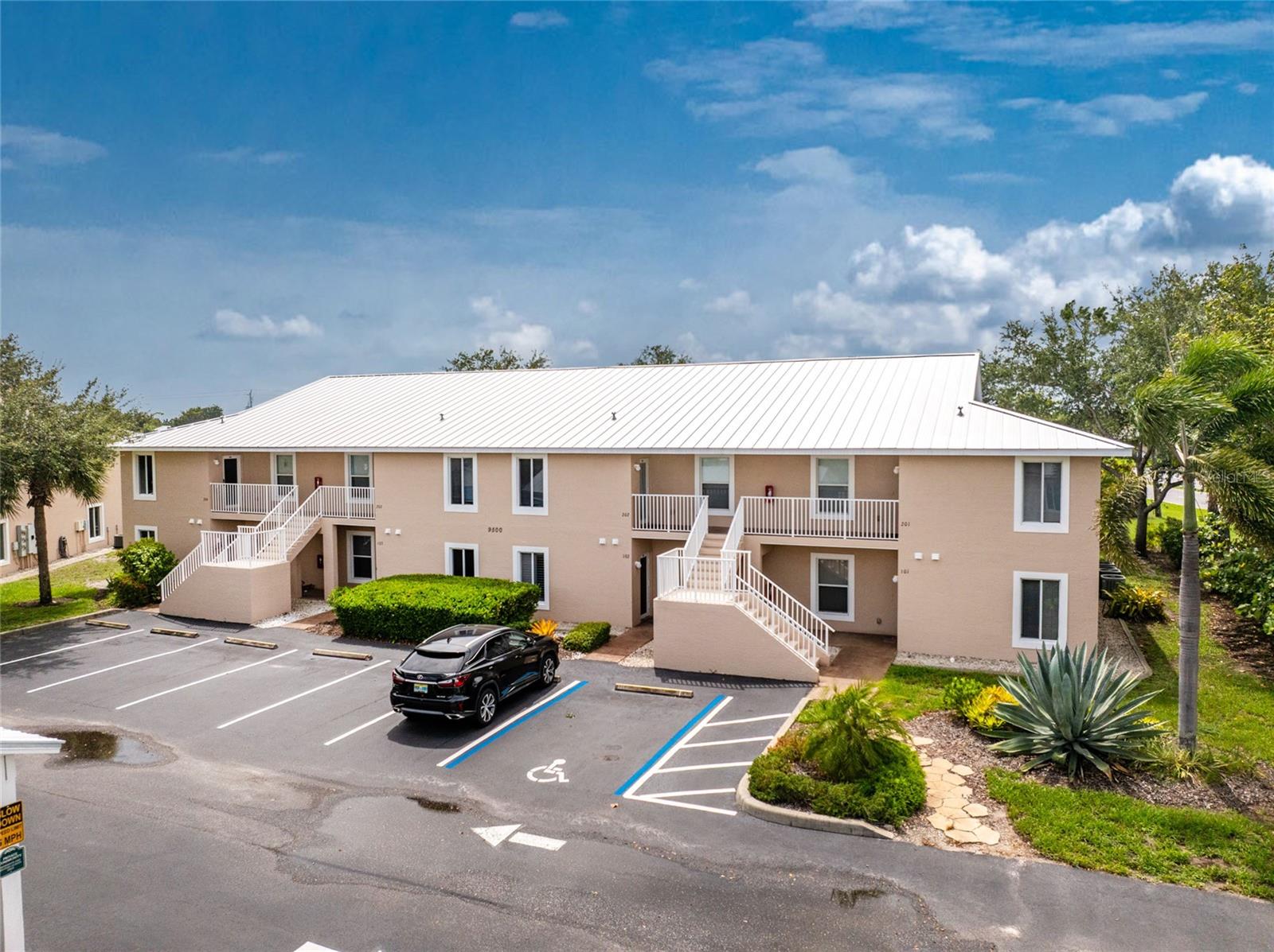 9500 Fiddlers Green Cir #101, Rotonda West, FL 33947 — photo 43 of 57