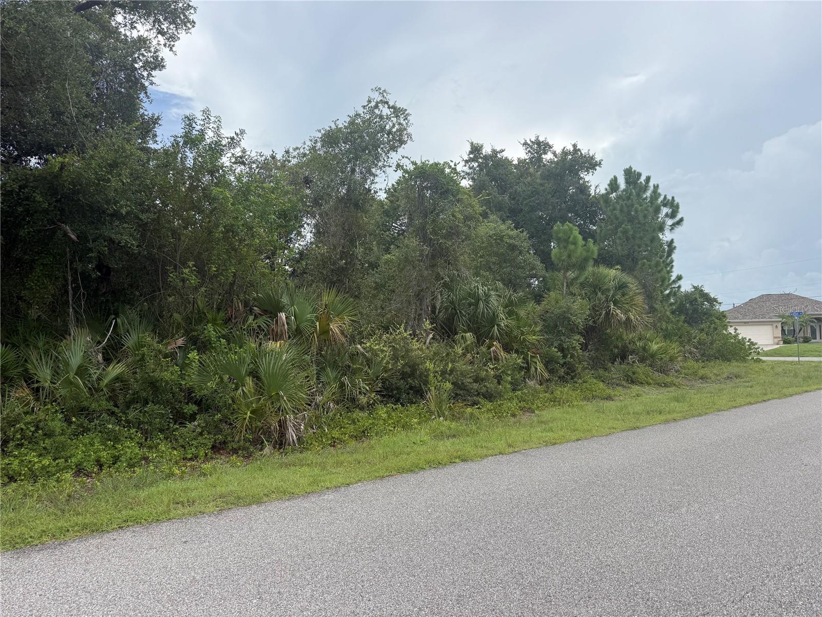 Pomona Ave, North Port, FL 34288 · MLS# N6145092 — photo 1 of 1