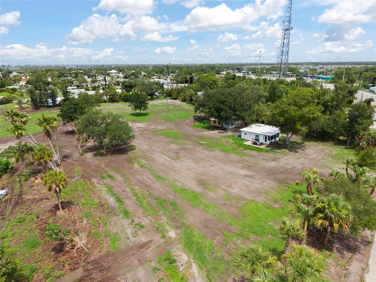 5230 Placida Rd, Englewood, FL 34224 — photo 14 of 40