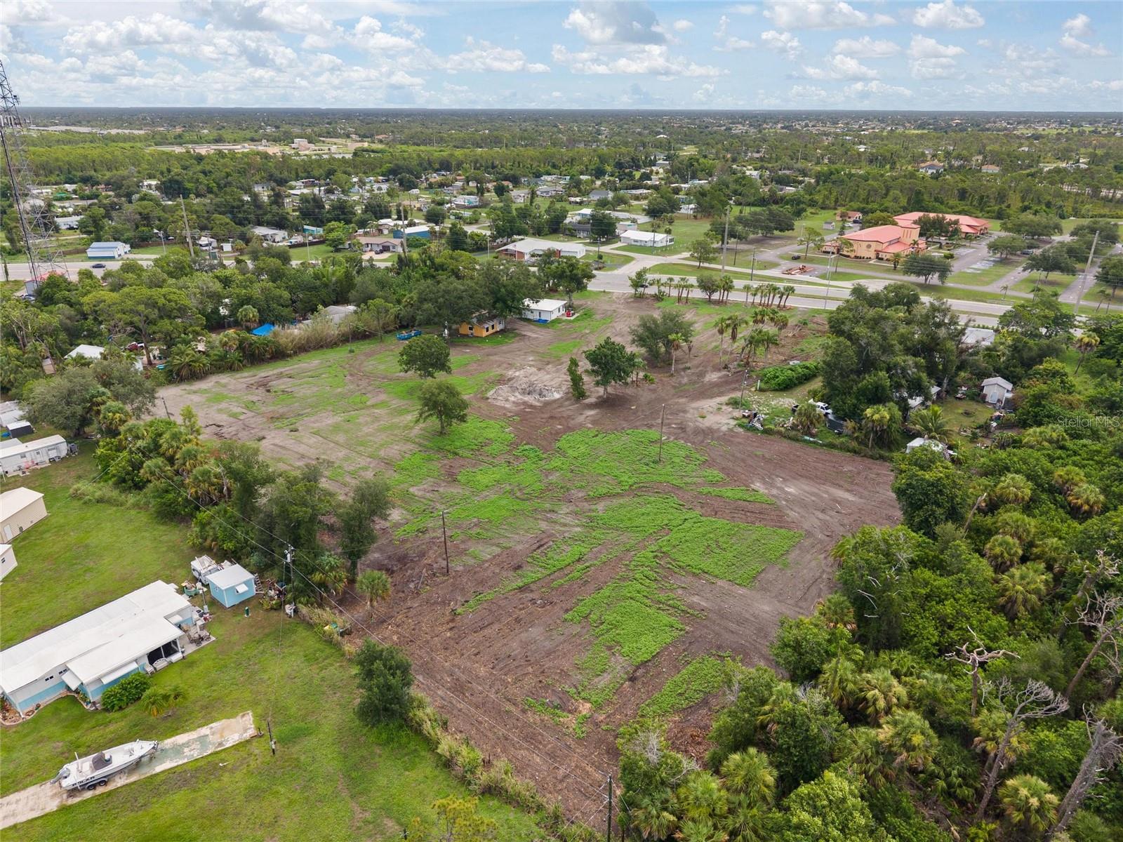 5230 Placida Rd, Englewood, FL 34224 — photo 8 of 40