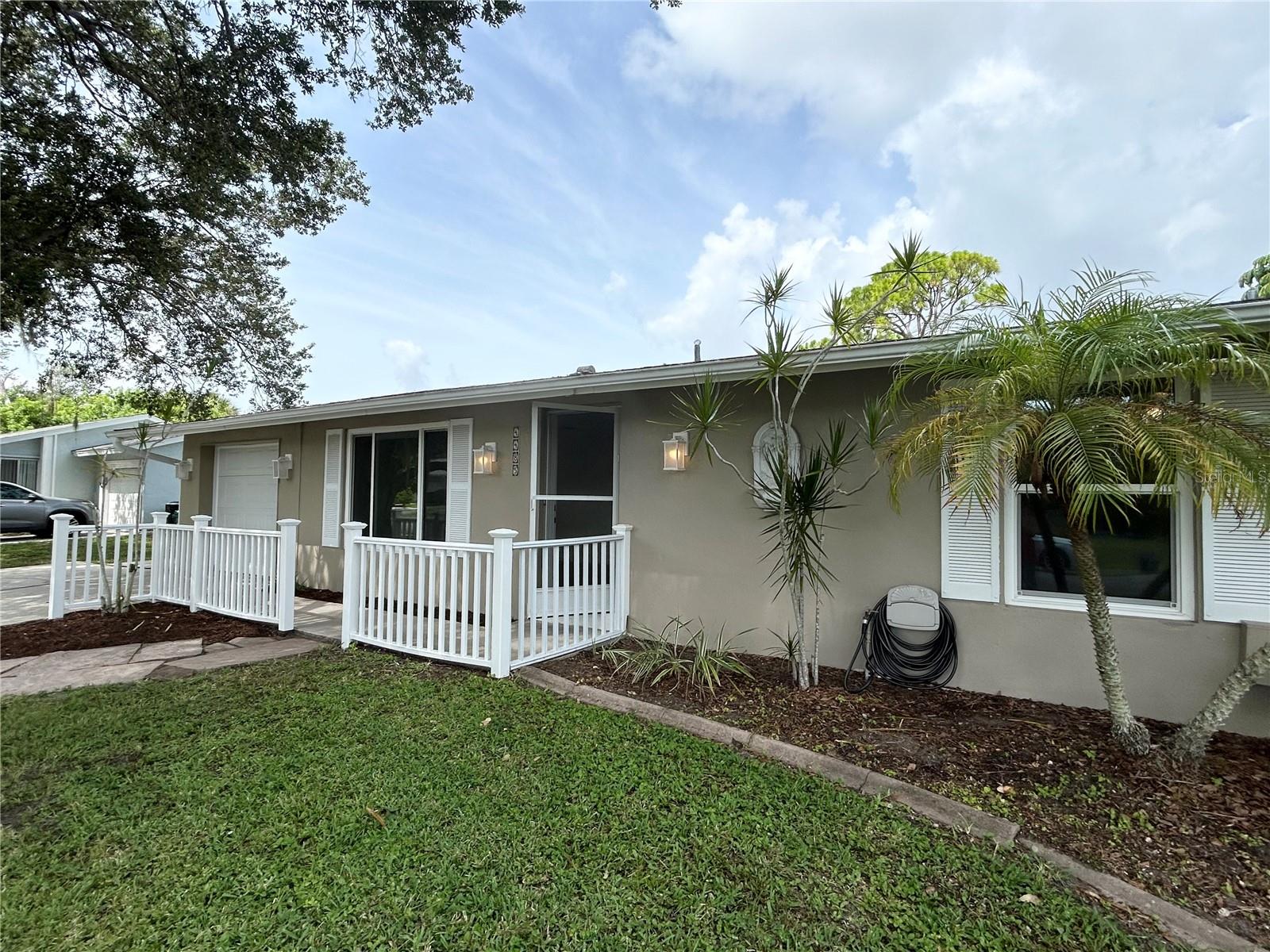 4485 Costello St, Port Charlotte, FL 33948 — photo 3 of 48