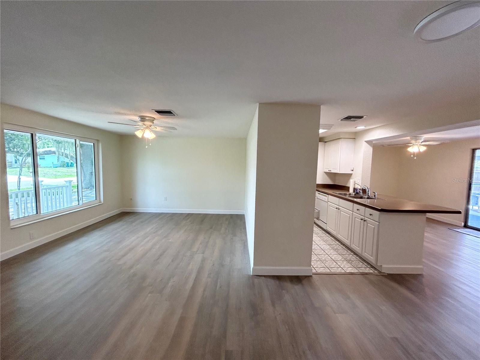4485 Costello St, Port Charlotte, FL 33948 — photo 8 of 48