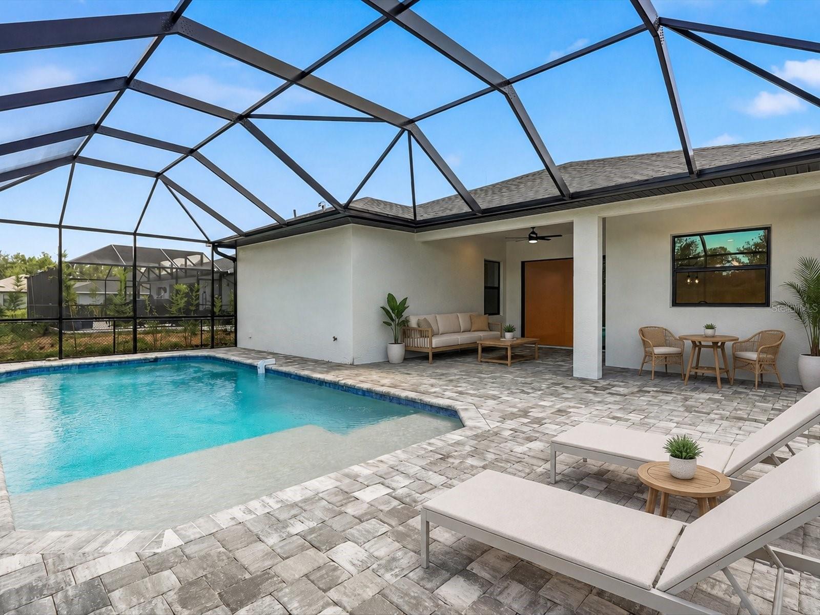 Pool with 6' sun shelf!