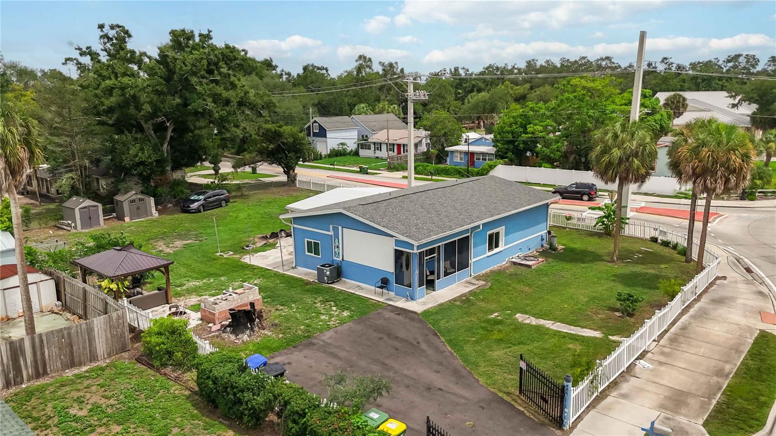 3706 Old Bradenton Rd, Sarasota, FL 34234 — photo 1 of 38