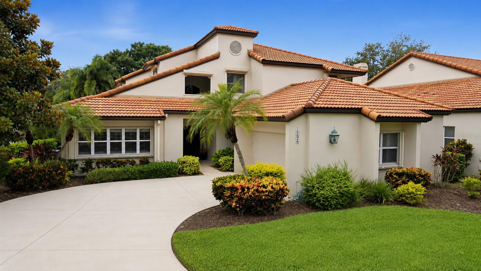 7596 Calle Facil, Sarasota, FL 34238 — photo 1 of 56