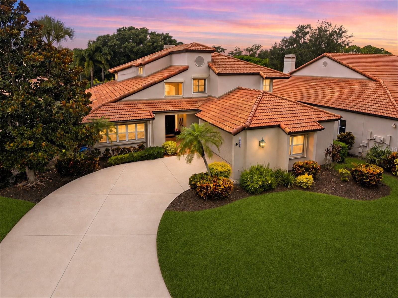 7596 Calle Facil, Sarasota, FL 34238 — photo 2 of 56
