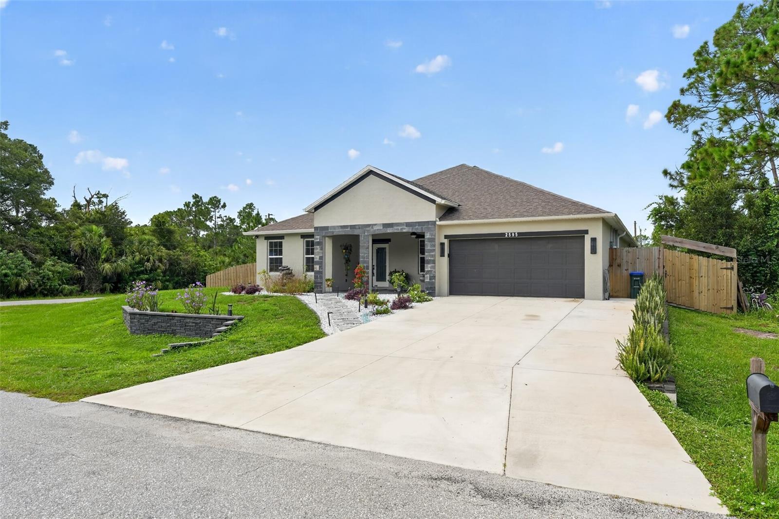 2595 Hagoplan Ln, North Port, FL 34288 — photo 4 of 45