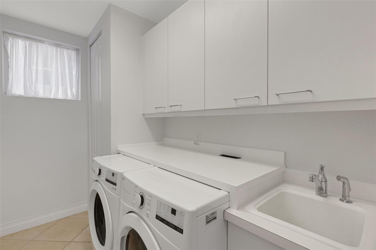 235 Cocoanut Ave #108B, Sarasota, FL 34236 — photo 14 of 43