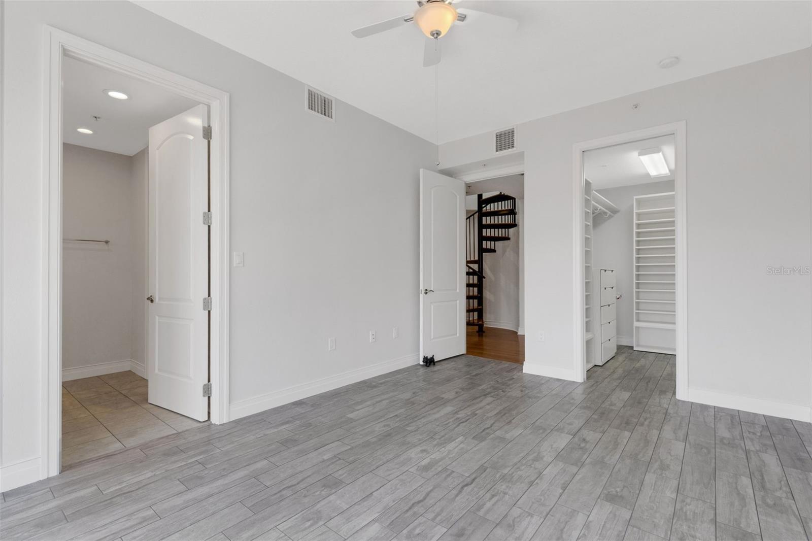 235 Cocoanut Ave #108B, Sarasota, FL 34236 — photo 20 of 43