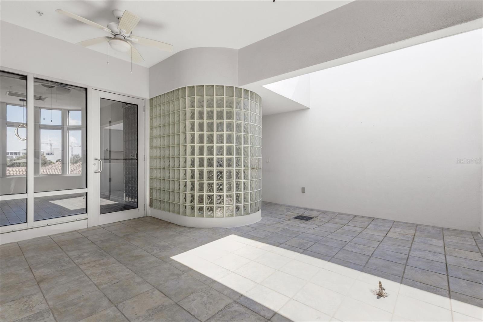 235 Cocoanut Ave #108B, Sarasota, FL 34236 — photo 33 of 43
